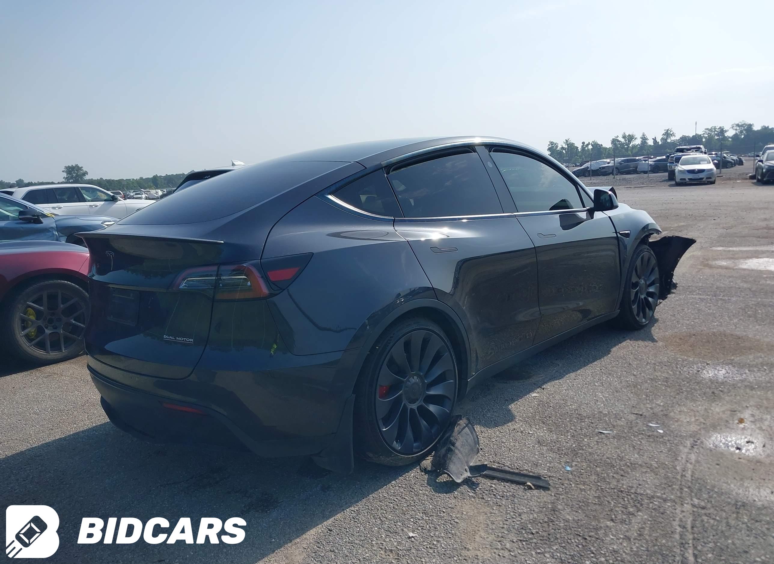 2024 Tesla Model Y, Performan...