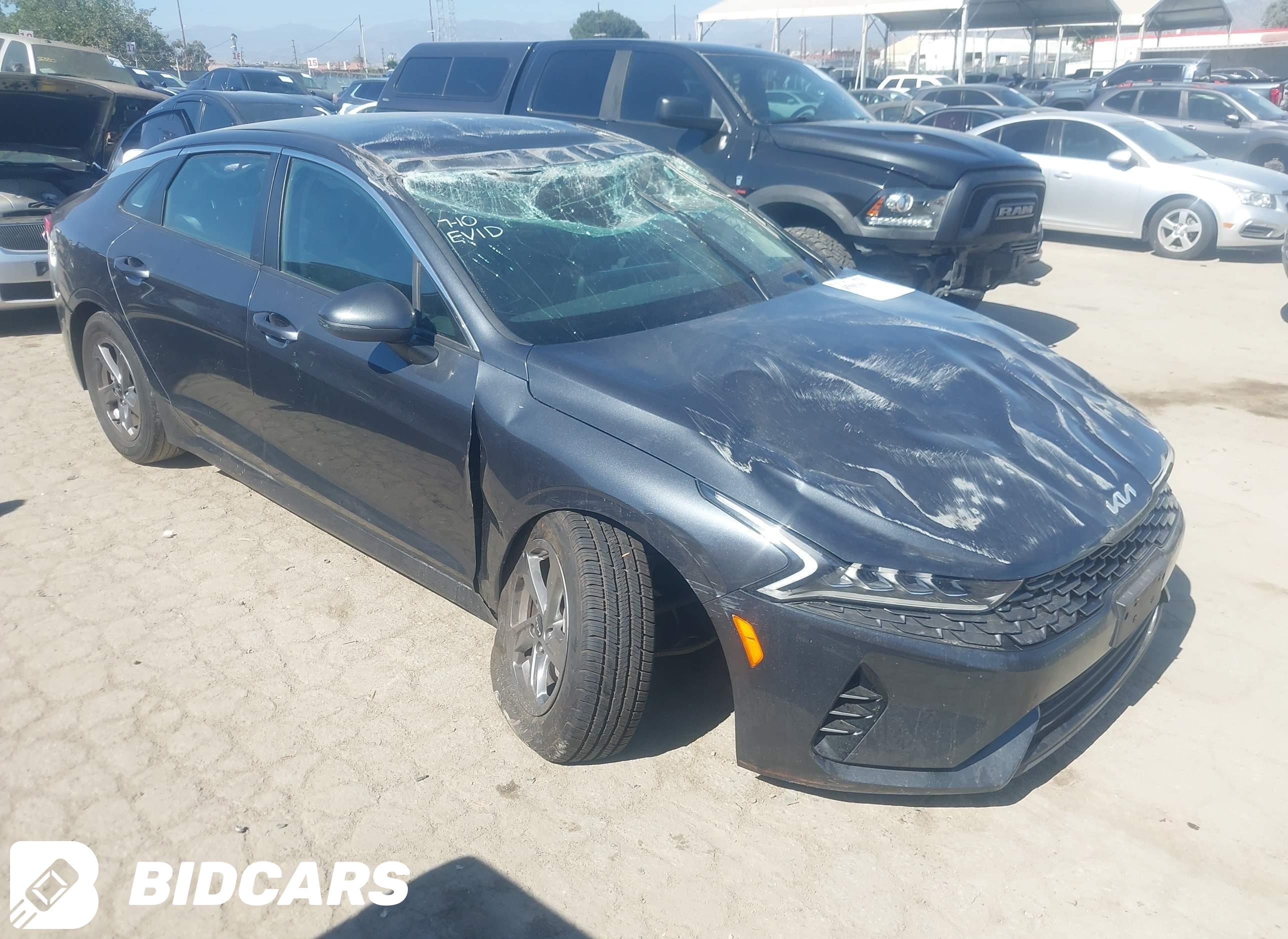 2023 KIA K5, Lxs