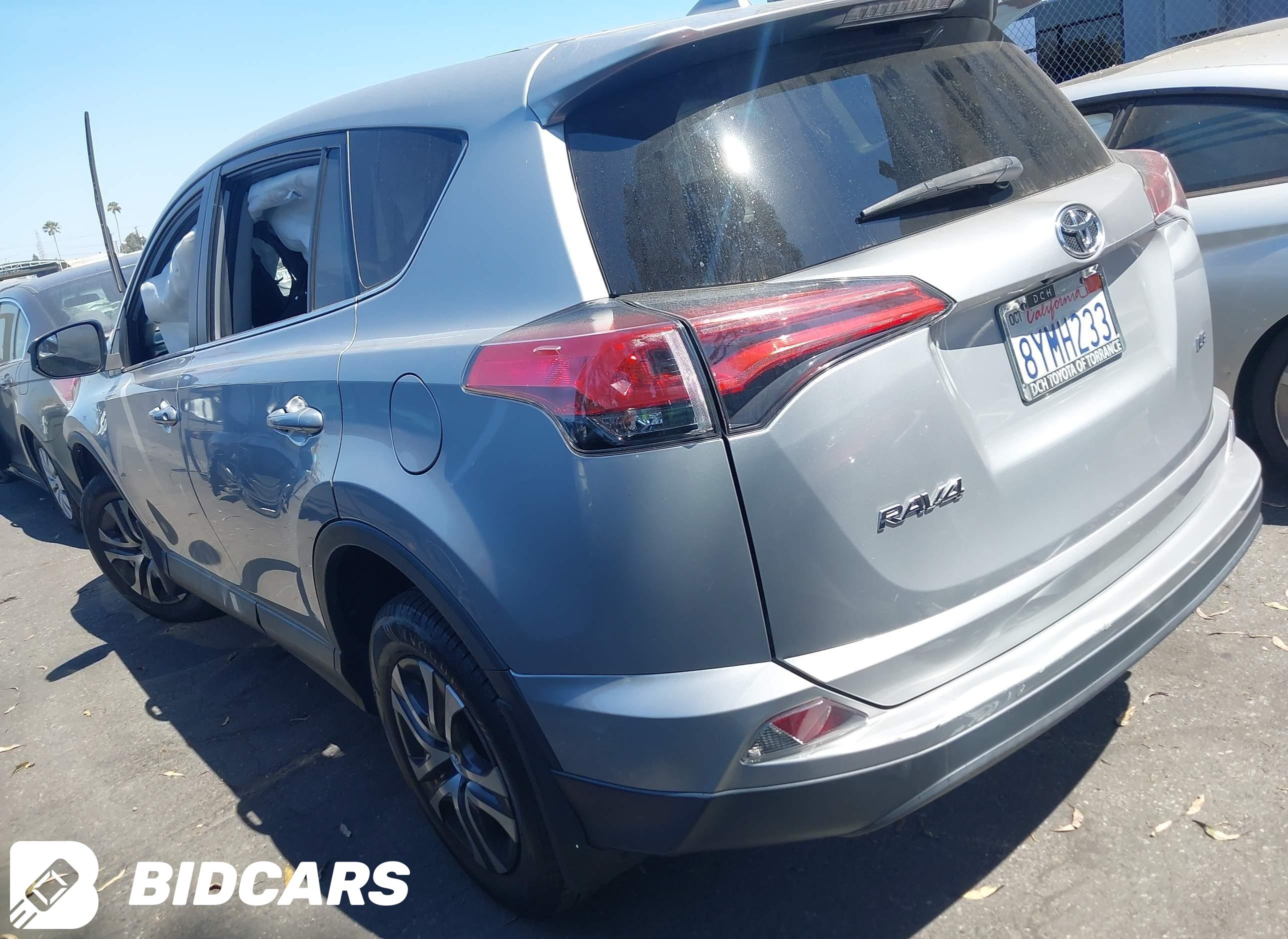 2018 Toyota RAV4, LE