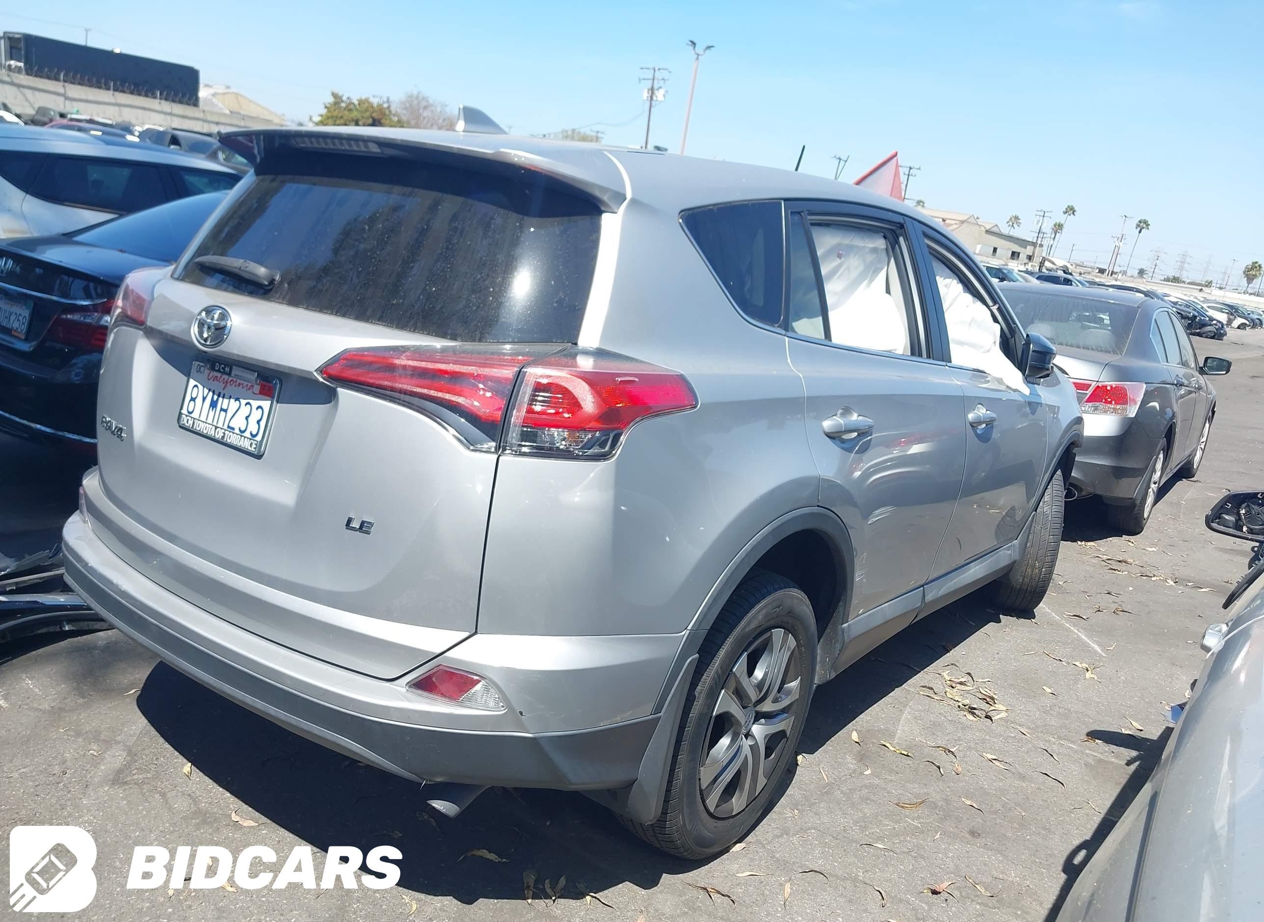 2018 Toyota RAV4, LE