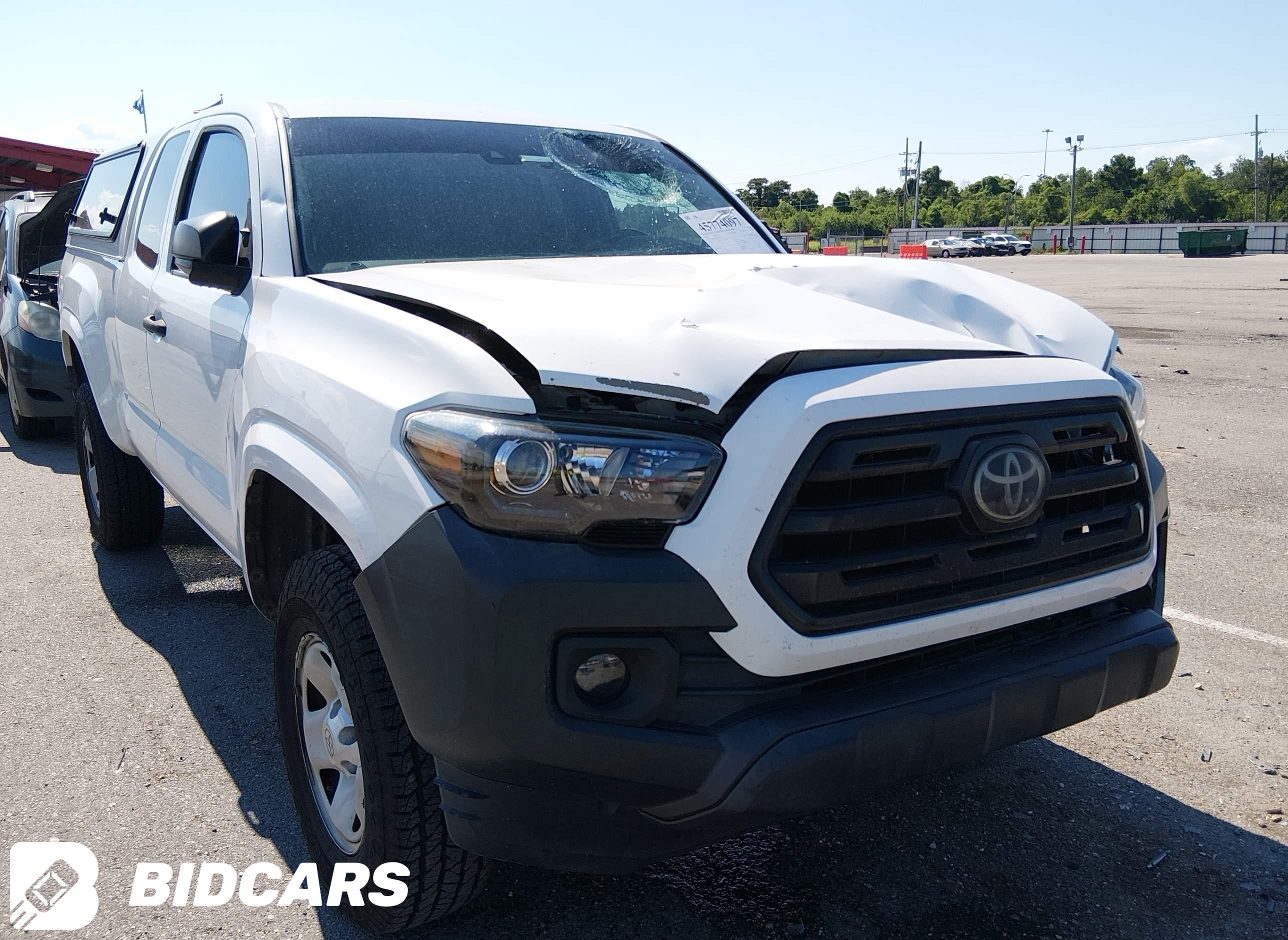 2018 Toyota Tacoma, SR