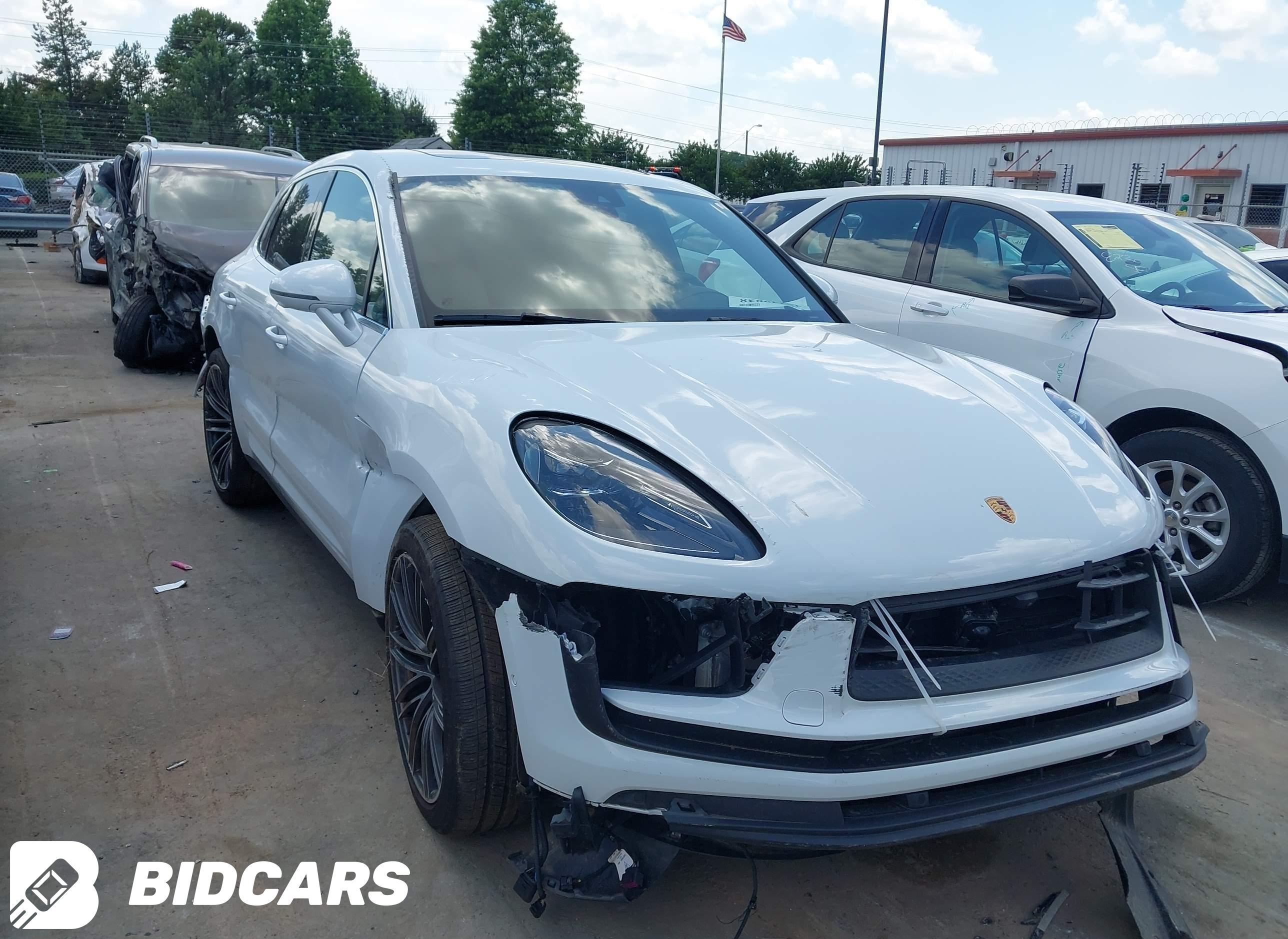 2024 Porsche Macan, T