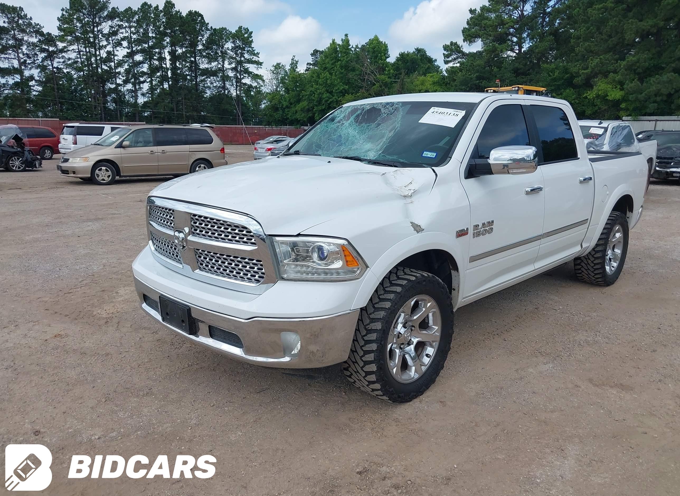 2015 RAM 1500, Laramie