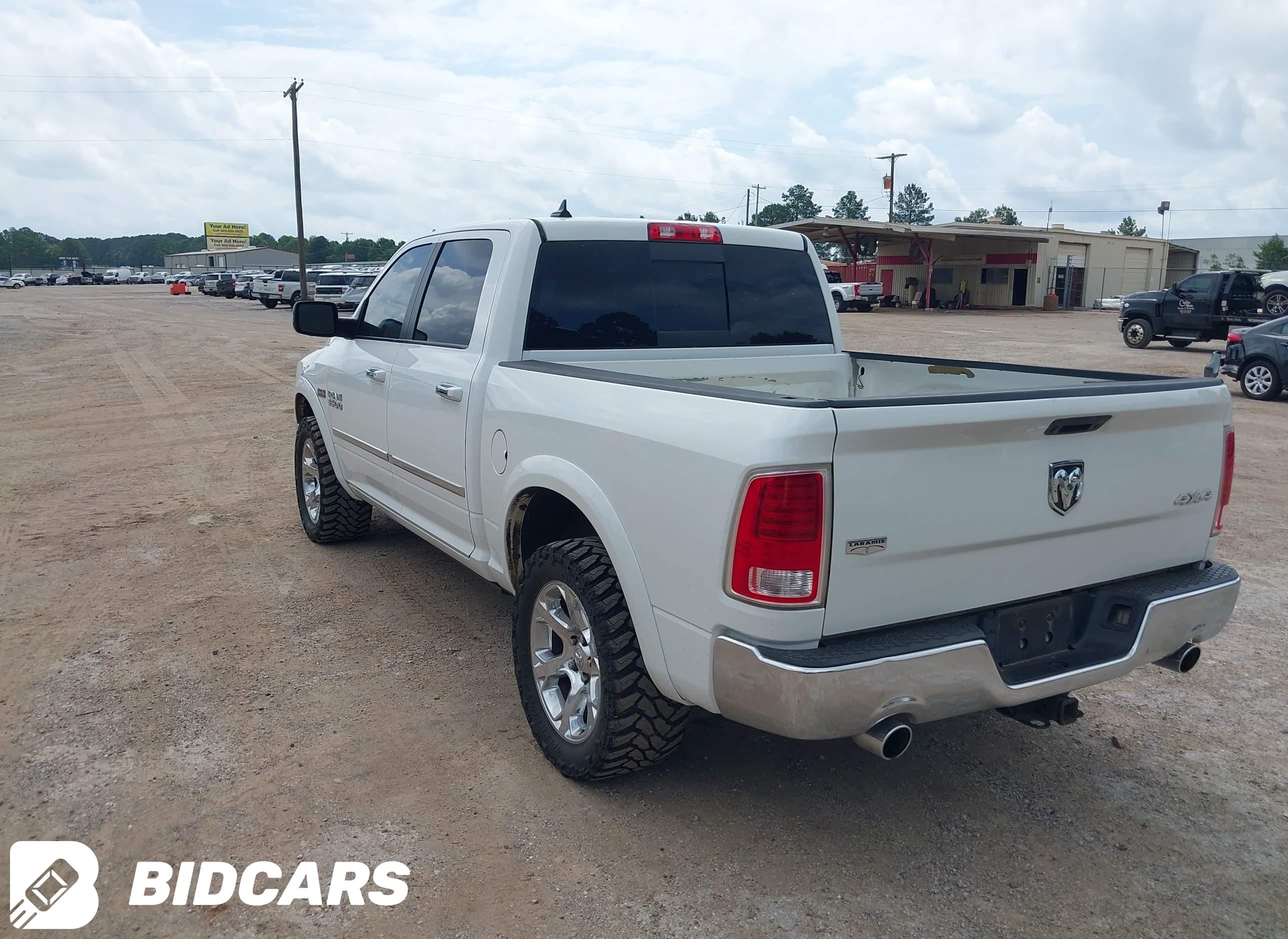 2015 RAM 1500, Laramie