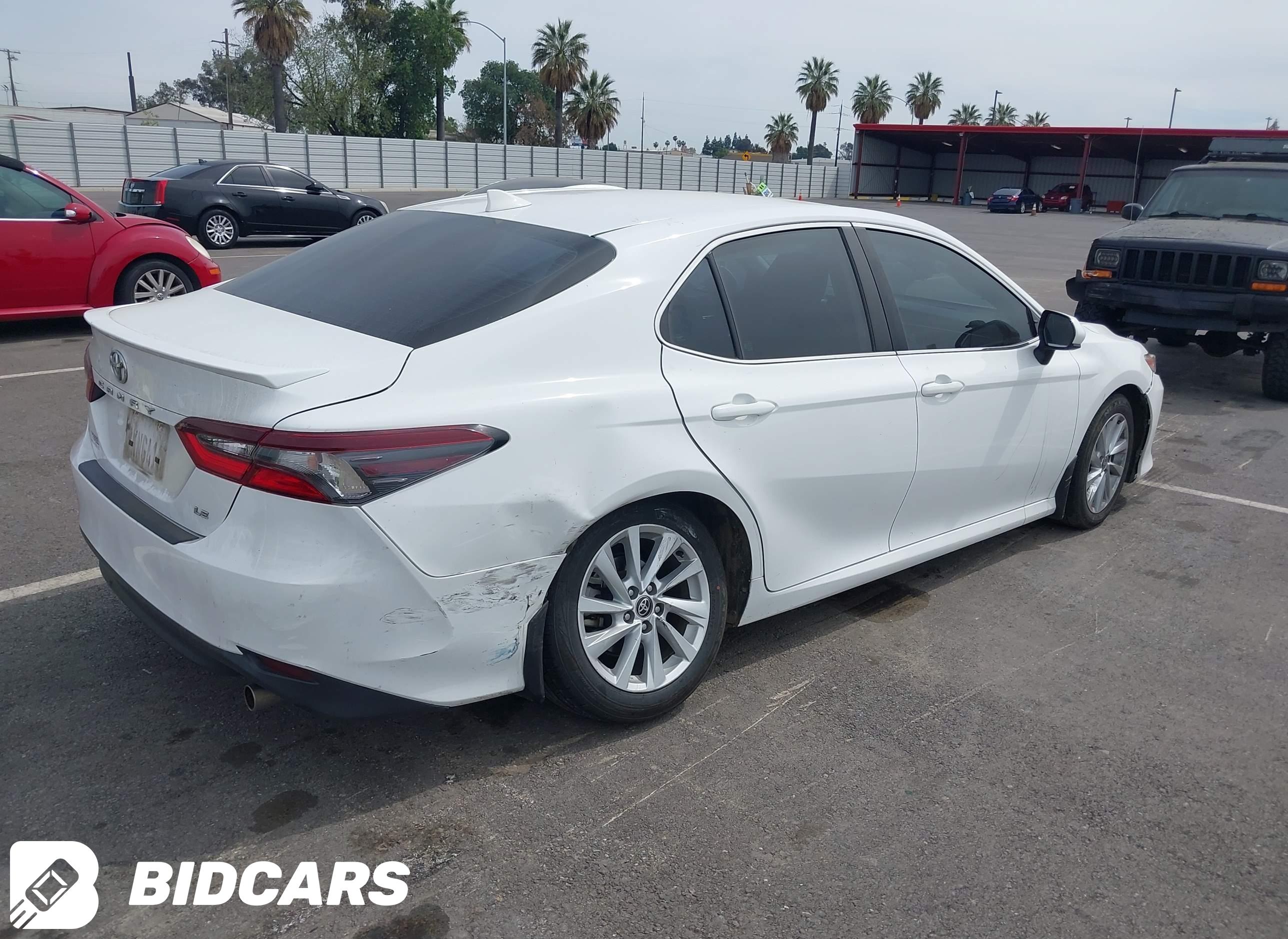 2023 Toyota Camry, LE