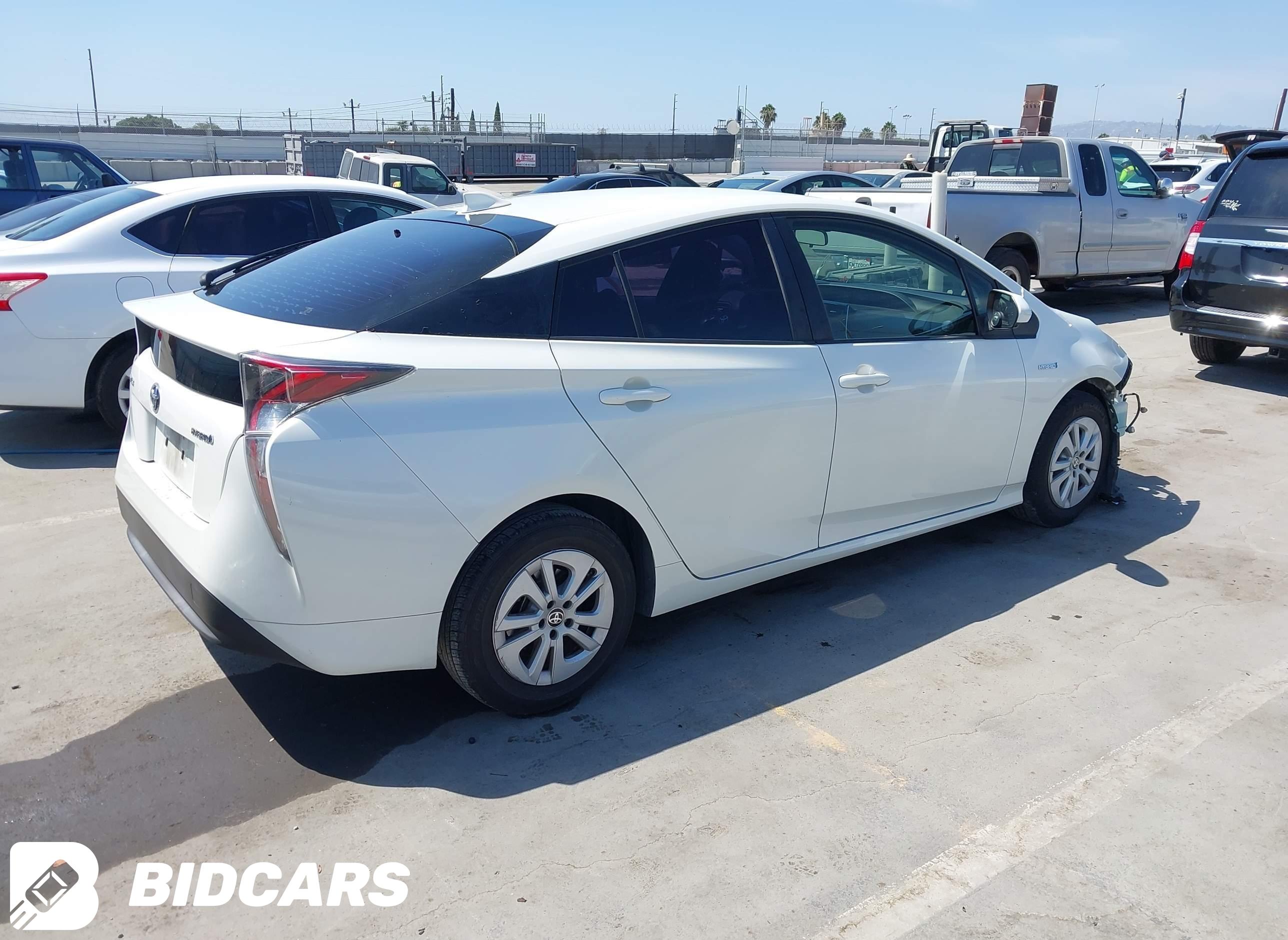 2016 Toyota Prius, Two