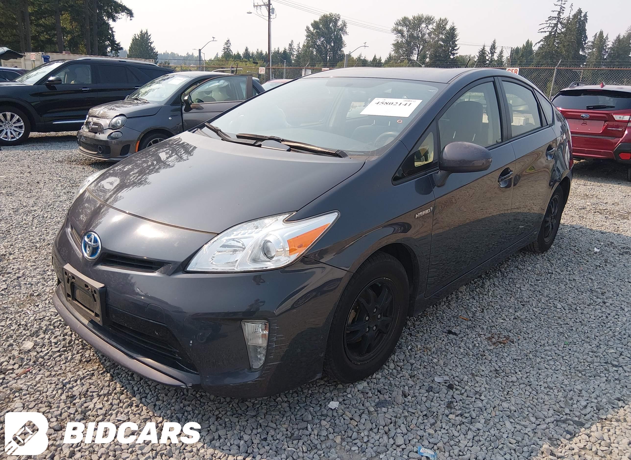 2015 Toyota Prius, Two