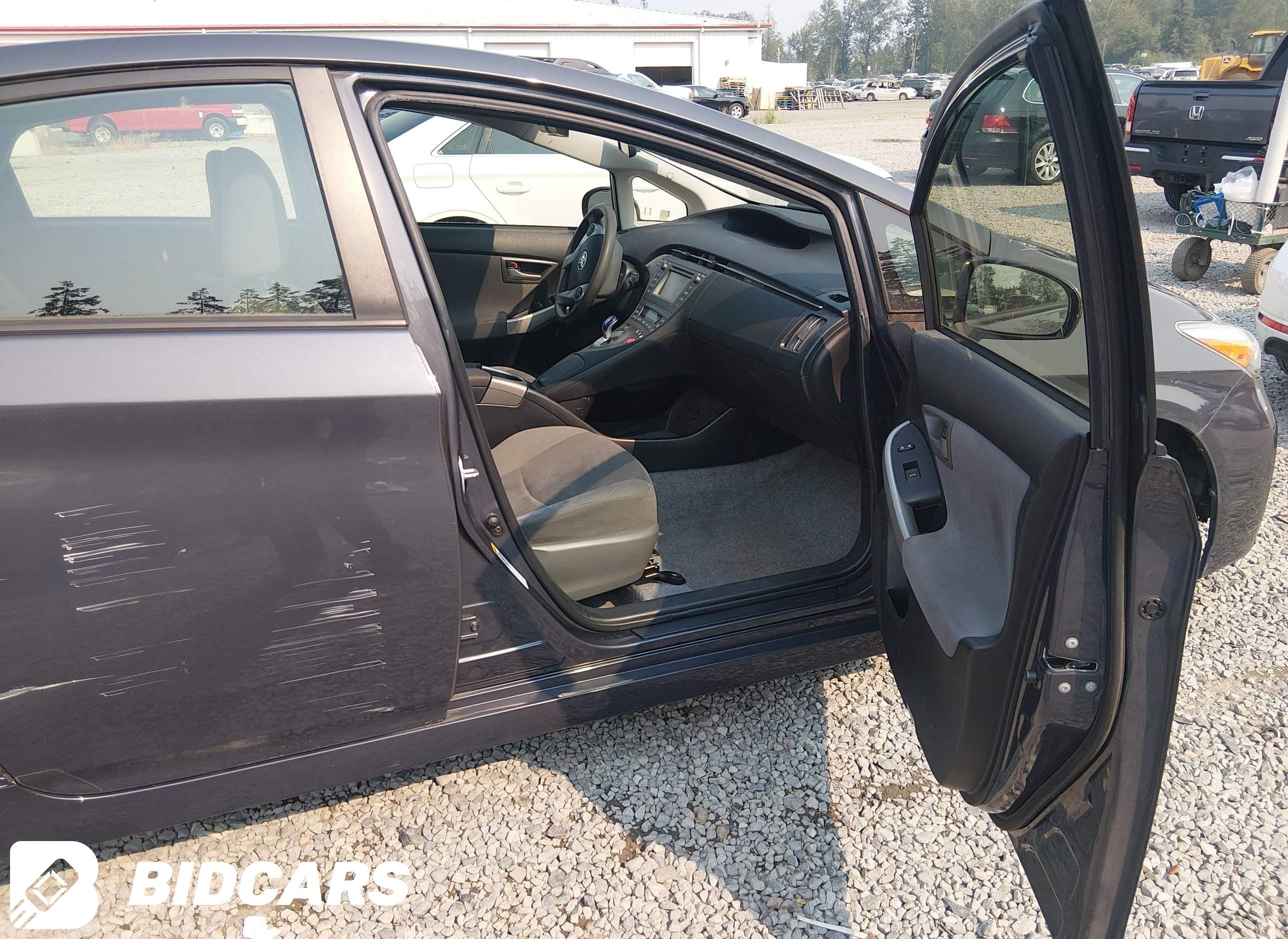 2015 Toyota Prius, Two