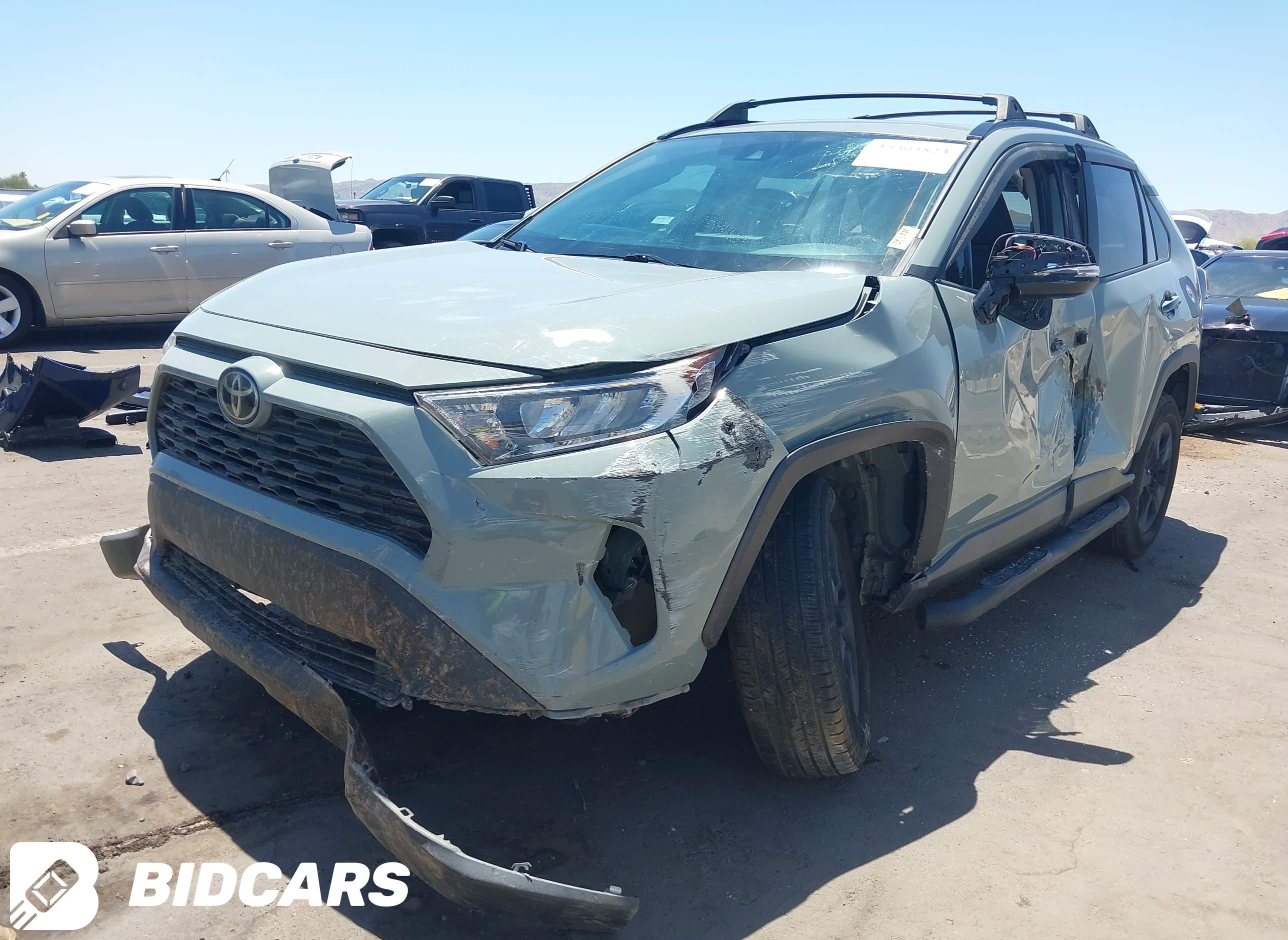 2021 Toyota RAV4, Xle