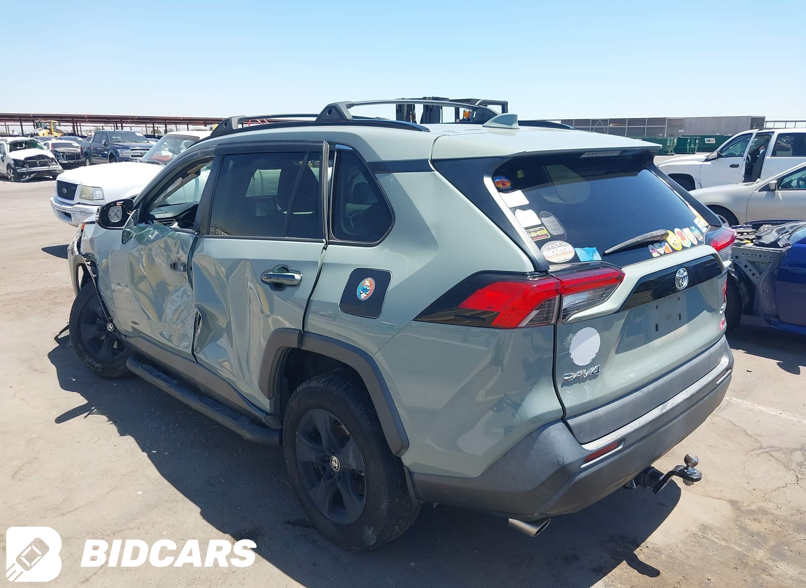 2021 Toyota RAV4, Xle