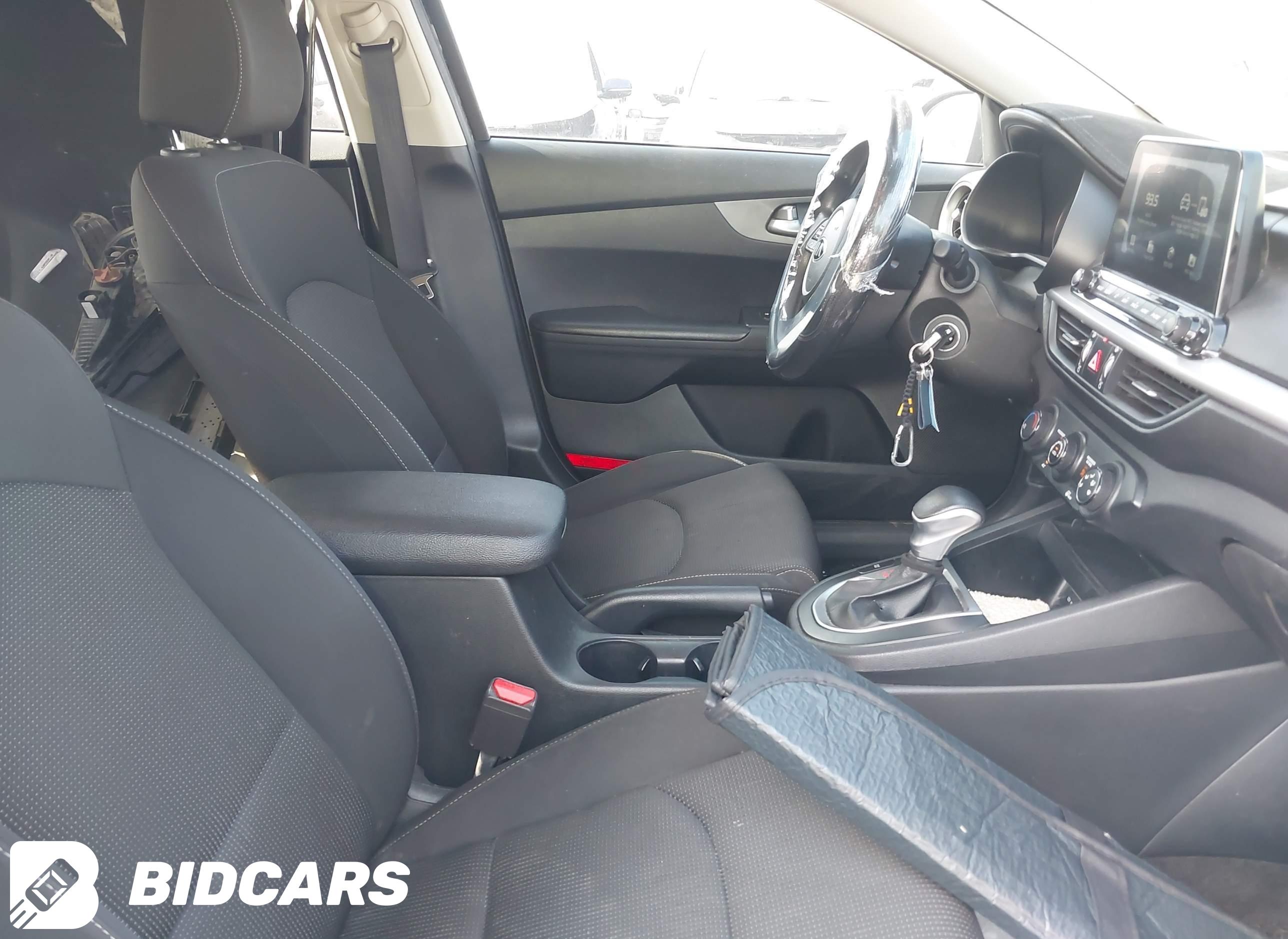 2020 KIA Forte, Lxs