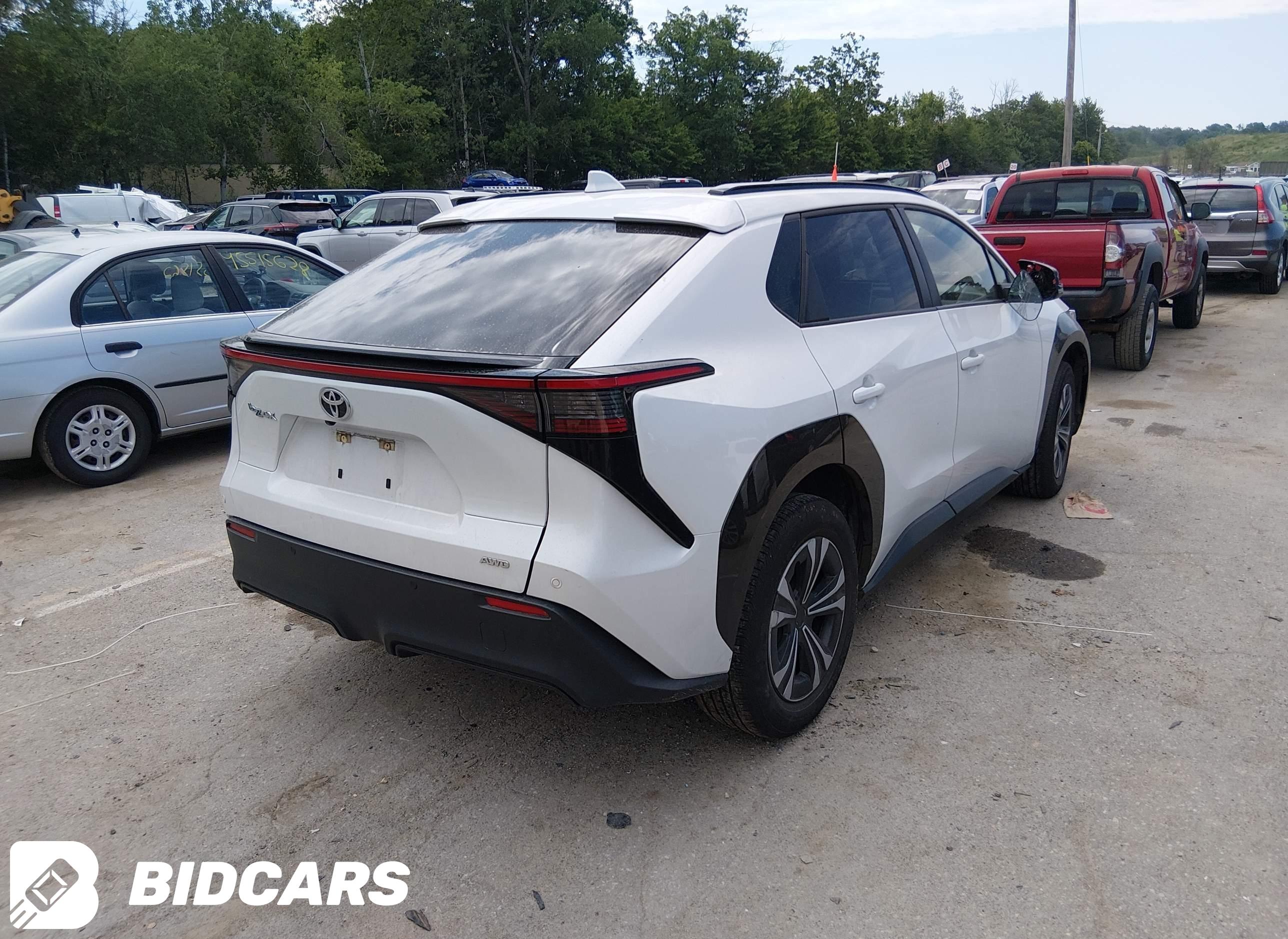 2023 Toyota BZ4X, Xle