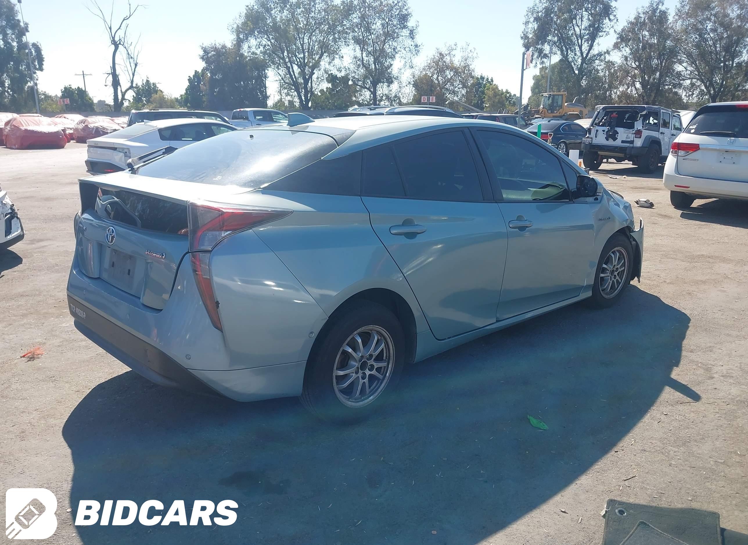 2016 Toyota Prius, Four