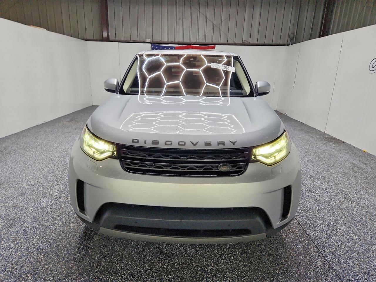 2019 Land Rover Discovery, SE