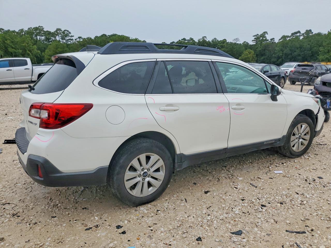 2019 Subaru Outback, 2.5I Pre...