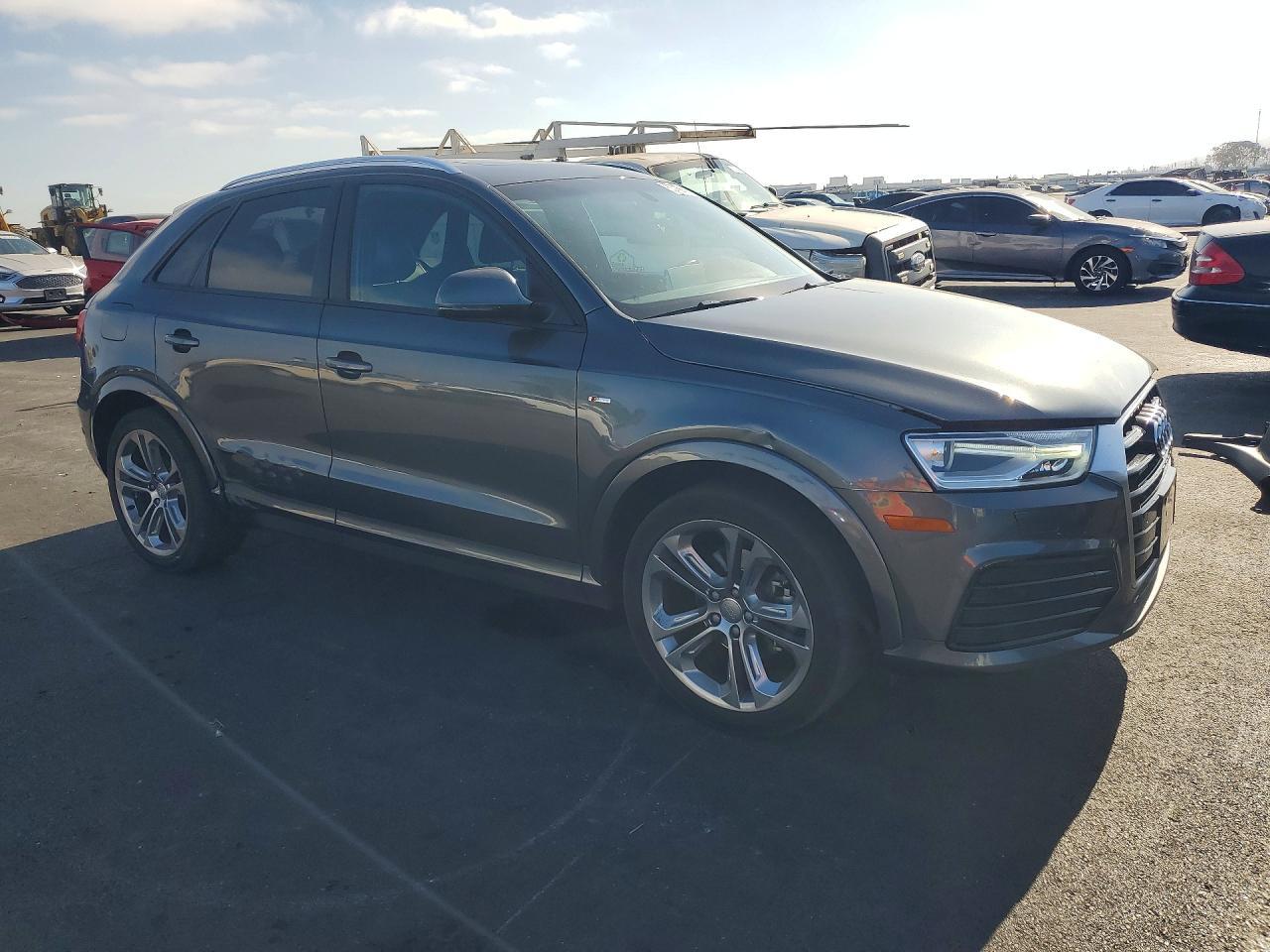 2018 Audi Q3, Premium
