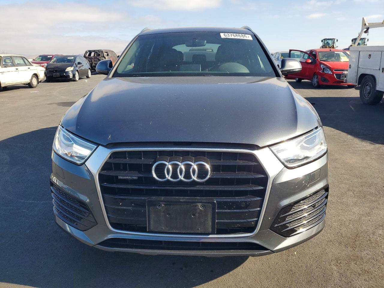 2018 Audi Q3, Premium