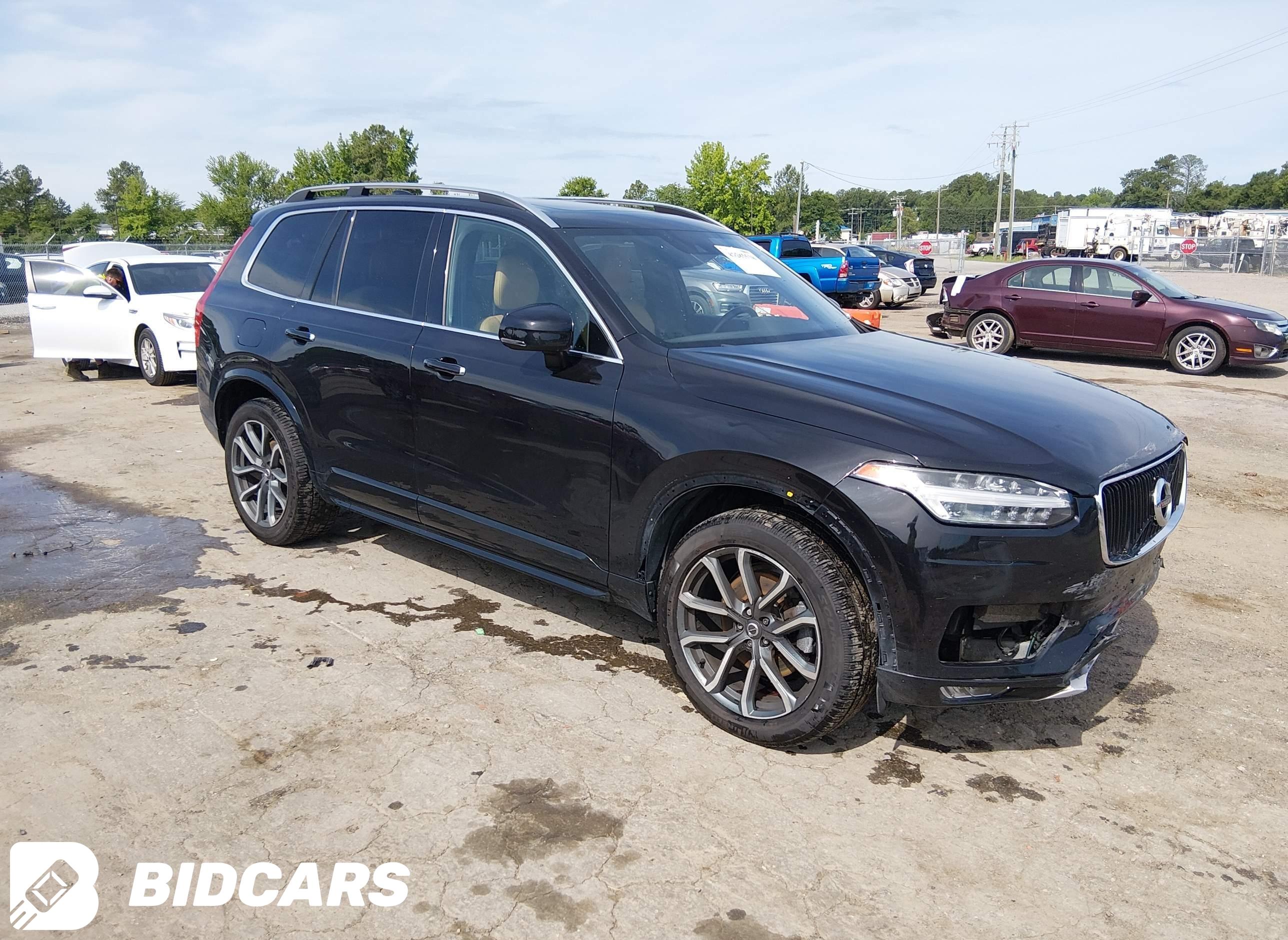 2016 Volvo XC90, T6 Momentum