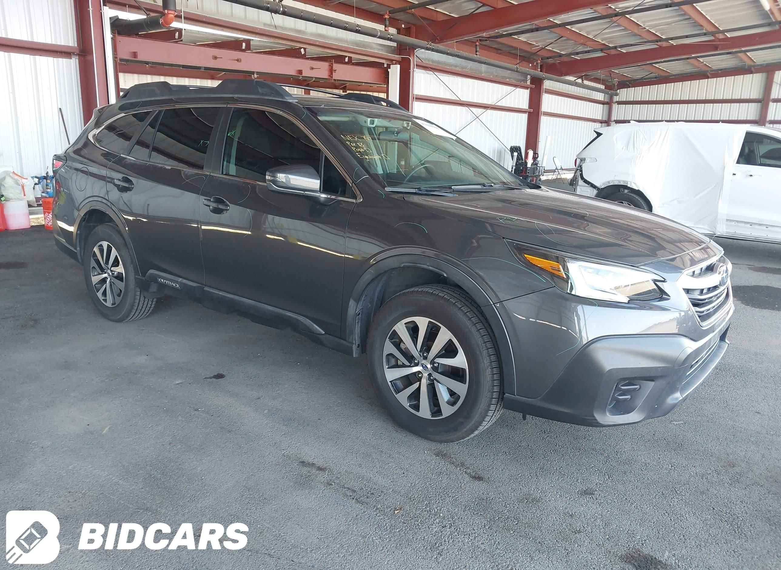 2020 Subaru Outback, Premium