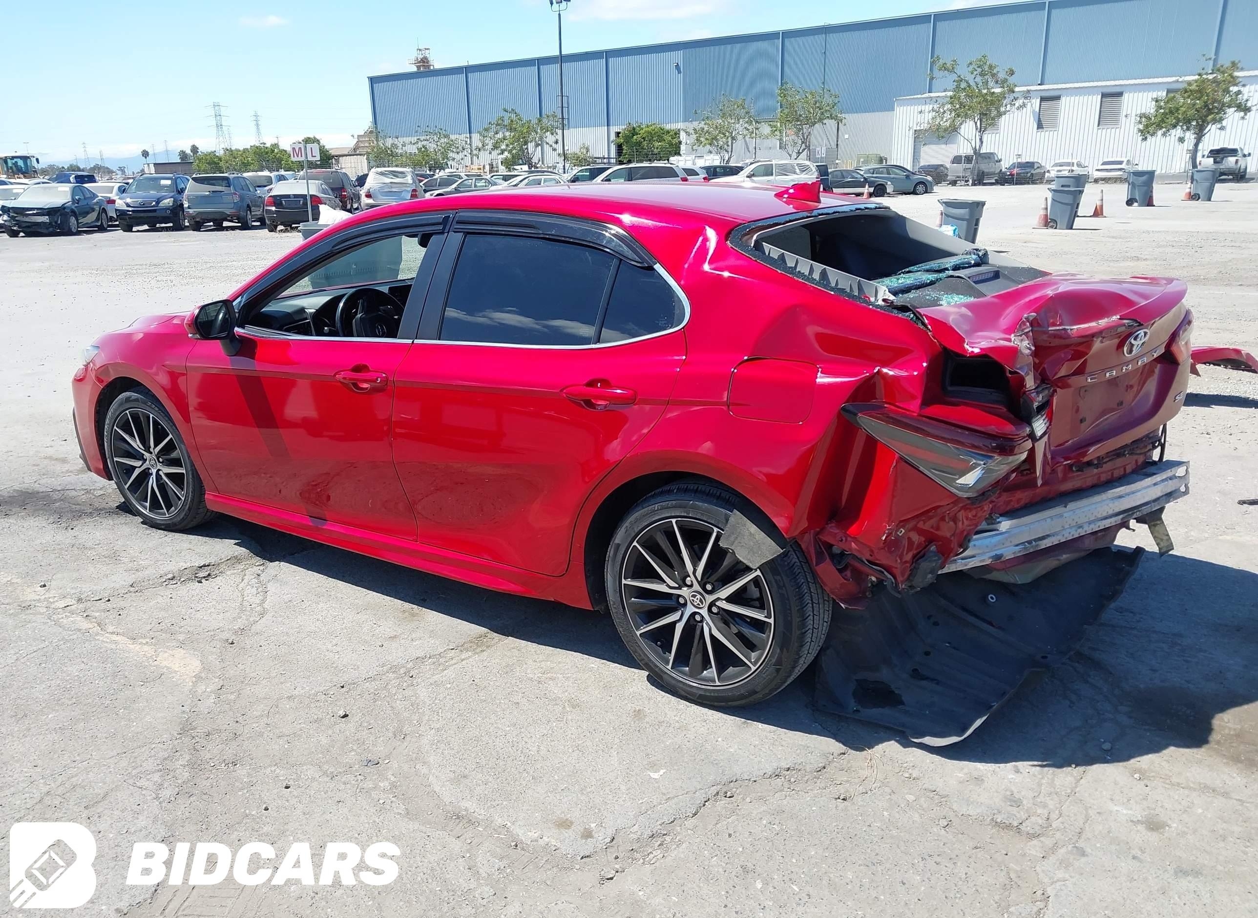 2021 Toyota Camry, SE