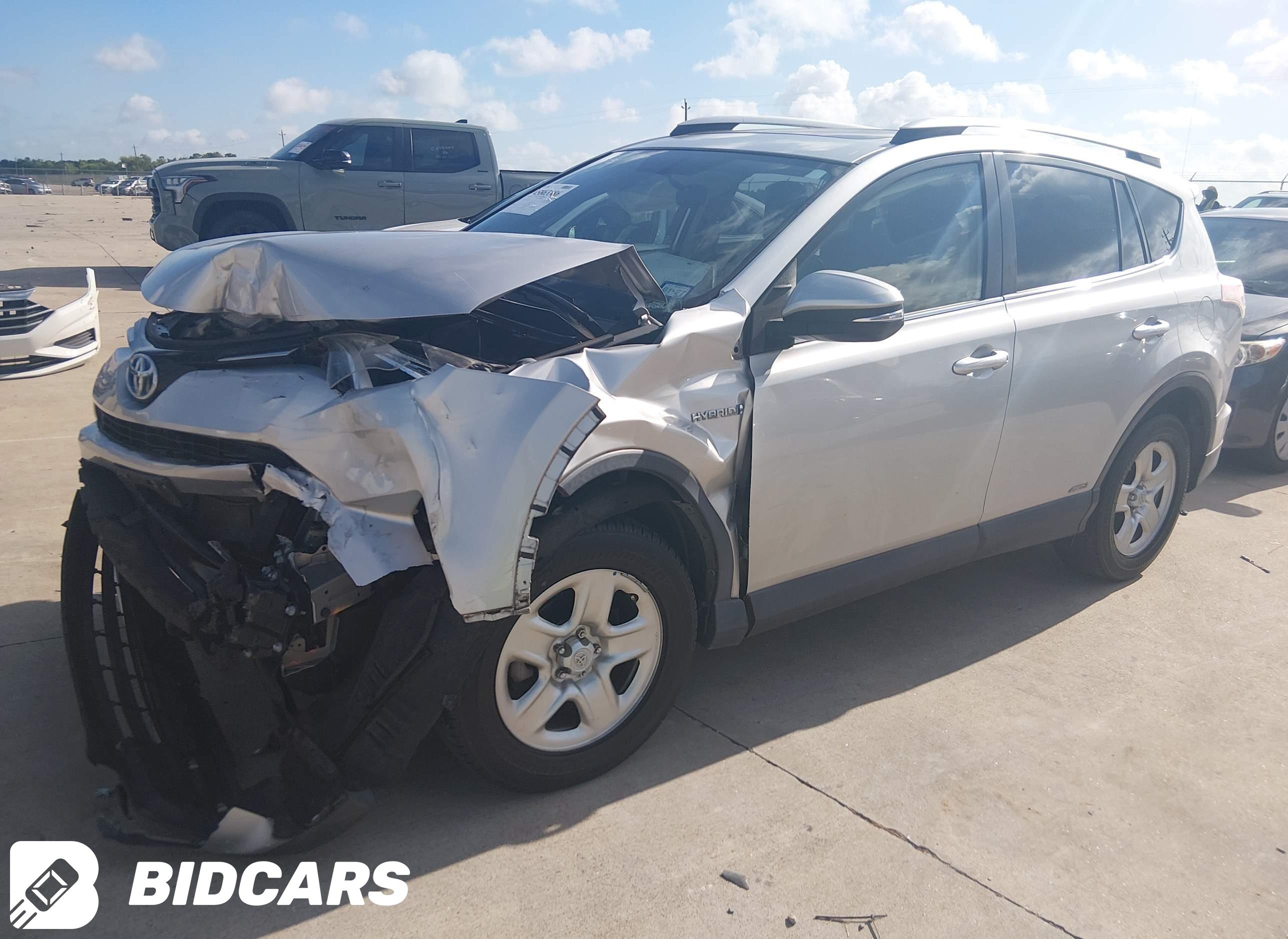 2016 Toyota RAV4, Hybrid Xle