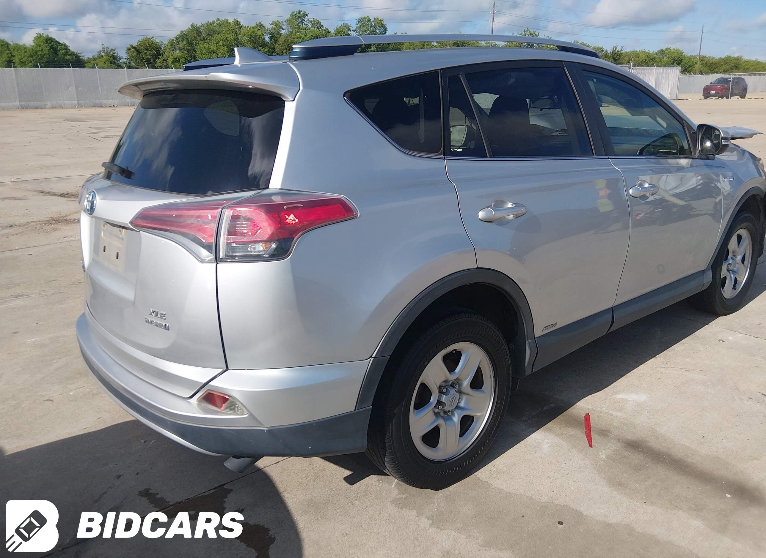 2016 Toyota RAV4, Hybrid Xle