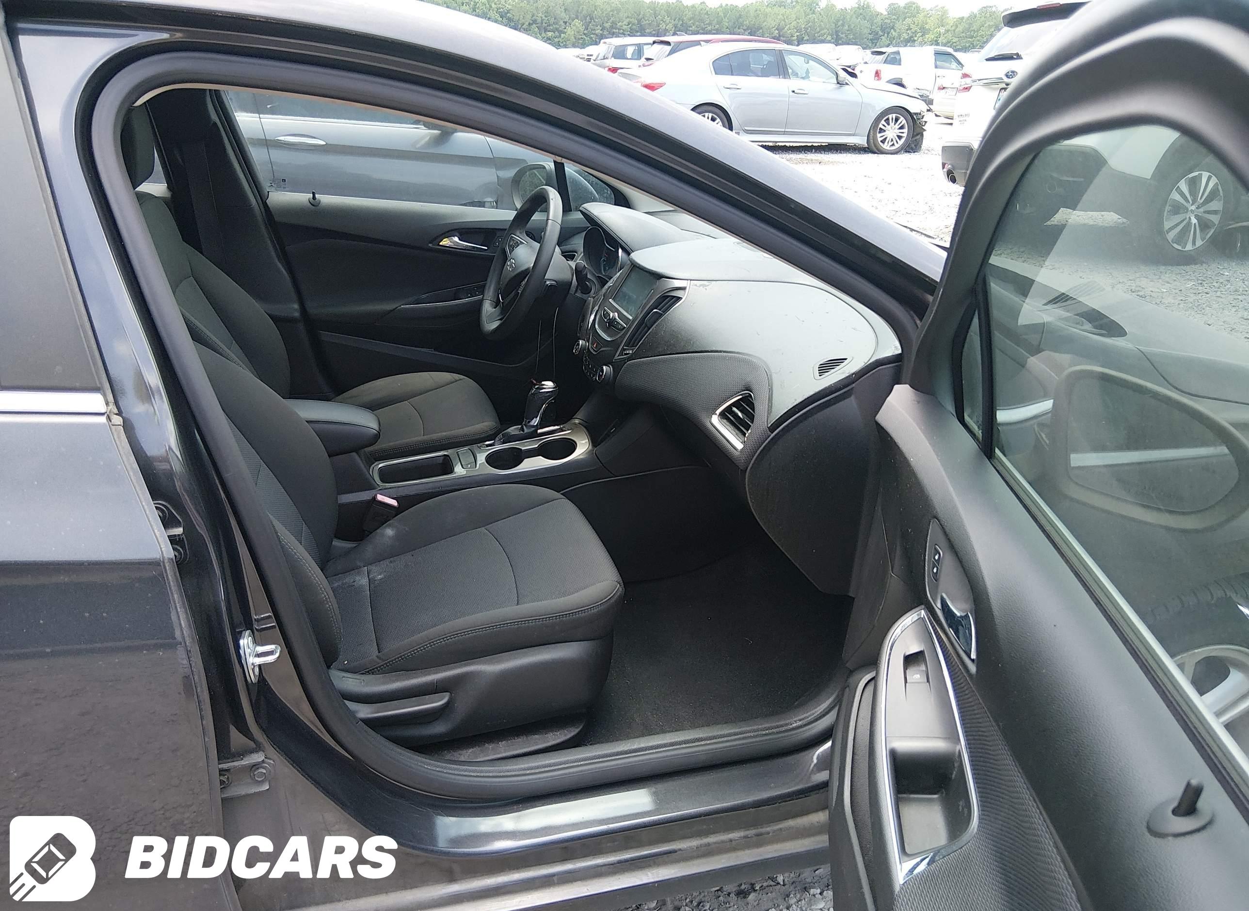 2017 Chevrolet Cruze, Lt Auto
