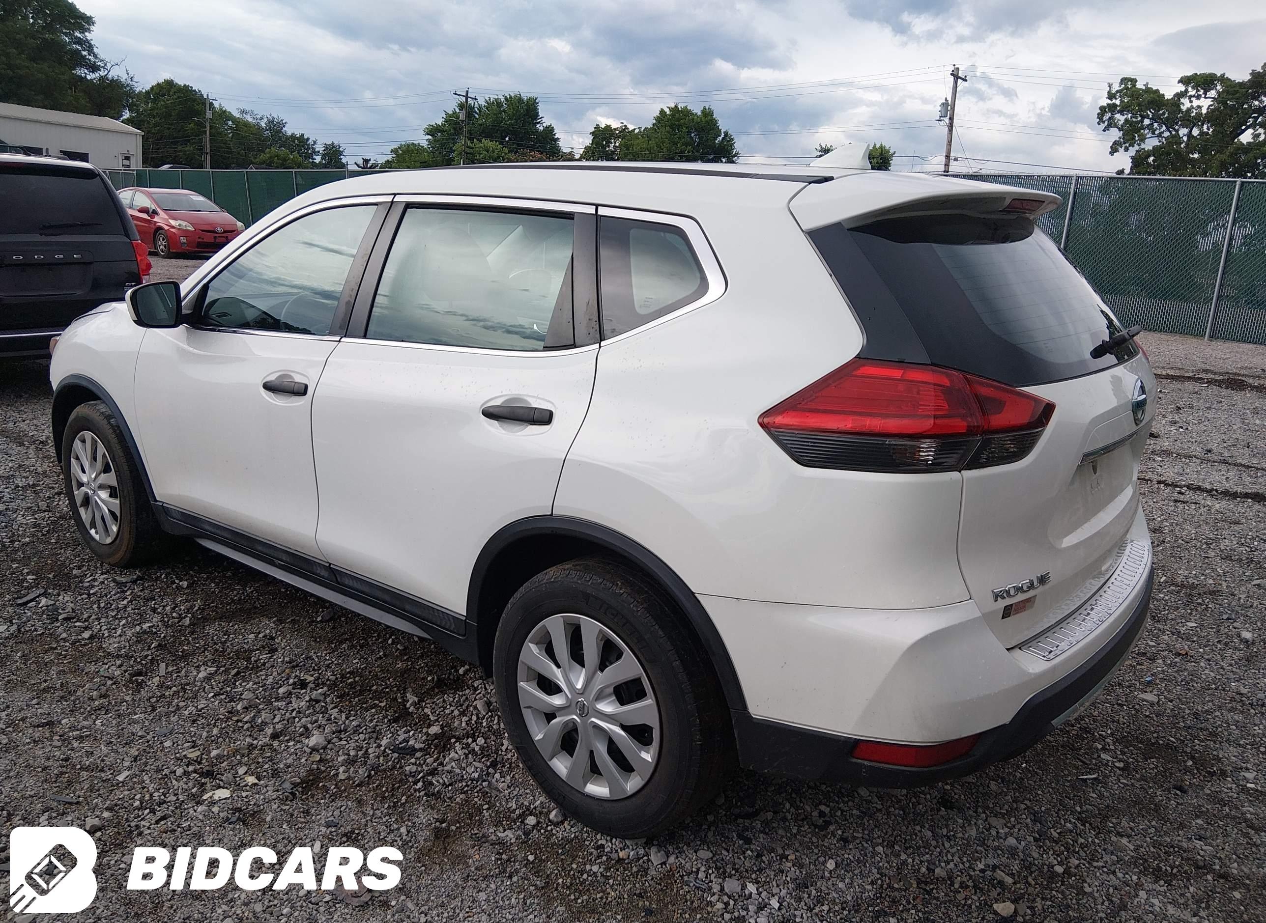 2017 Nissan Rogue, S