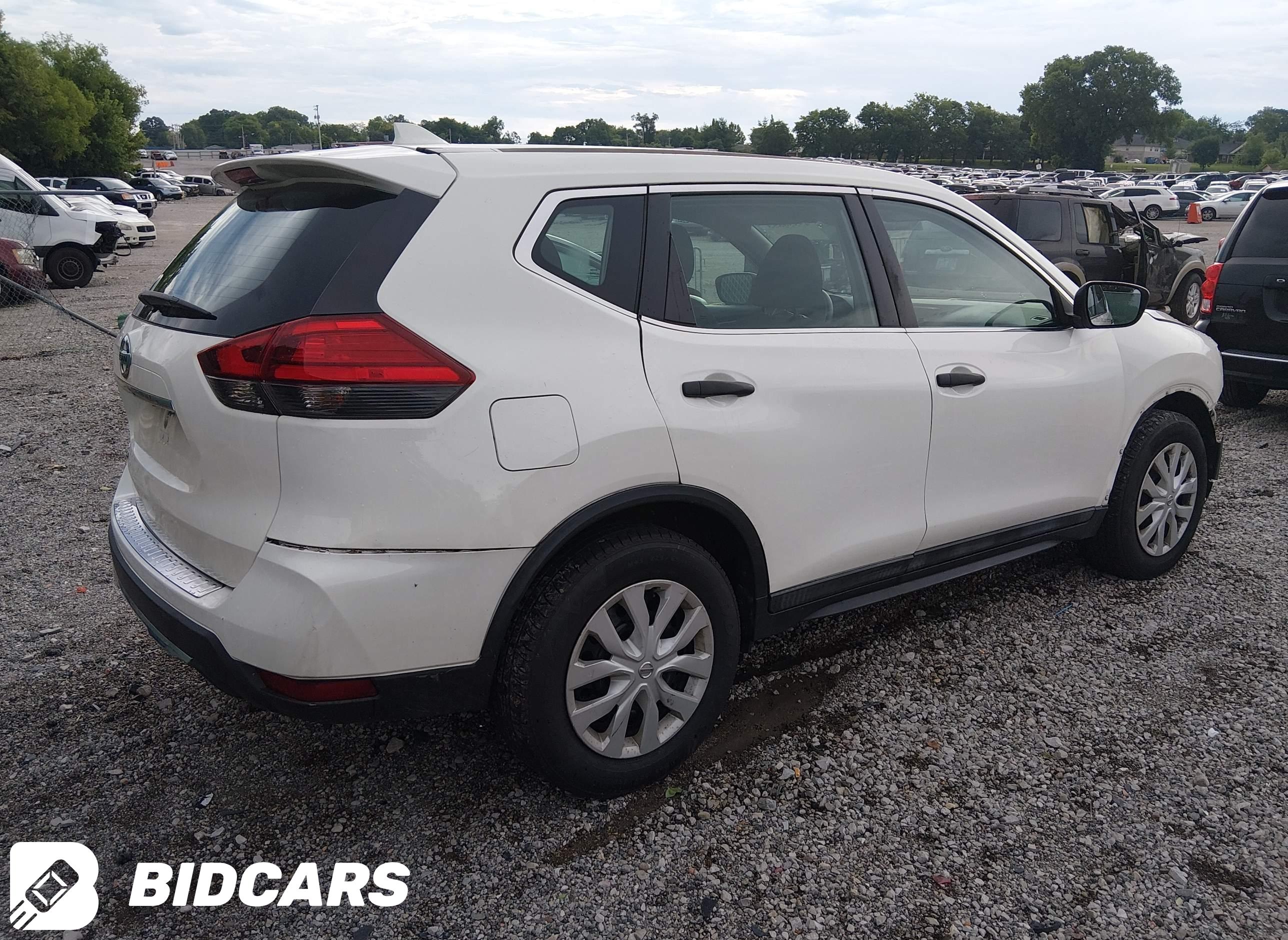 2017 Nissan Rogue, S