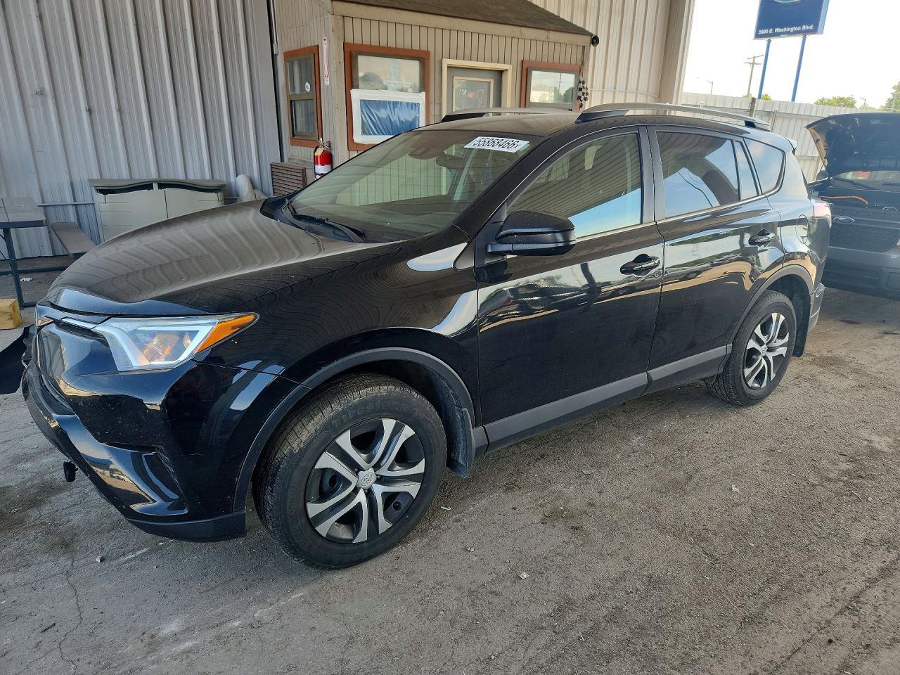2018 Toyota RAV4, LE
