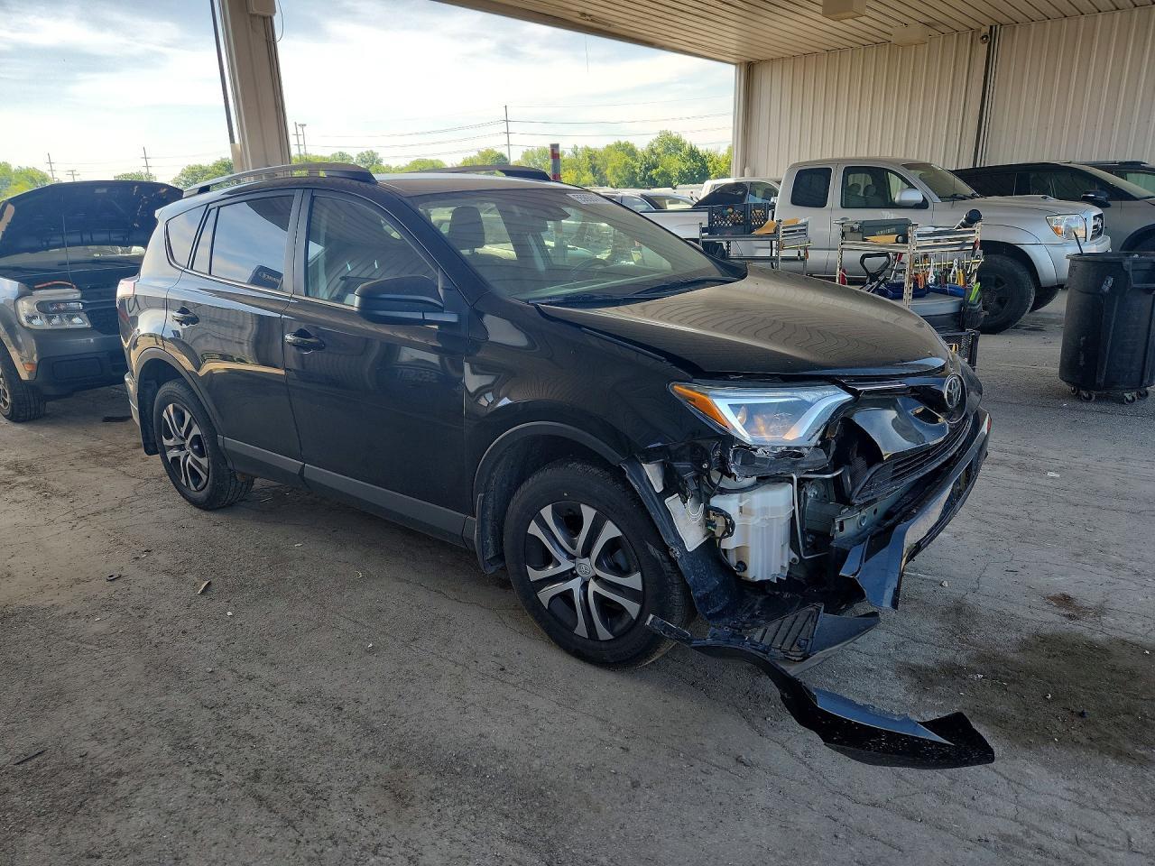 2018 Toyota RAV4, LE