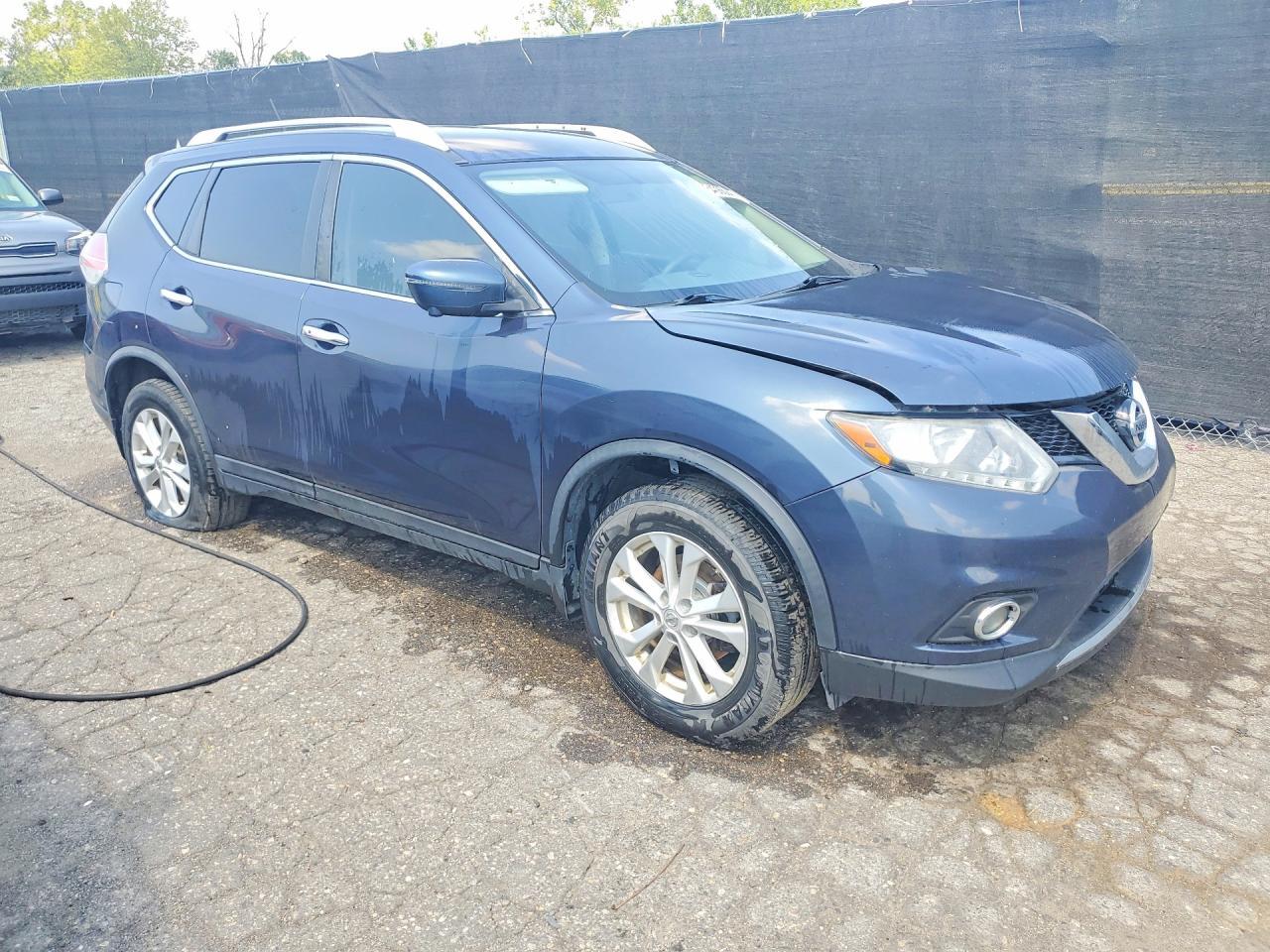 2016 Nissan Rogue, SV