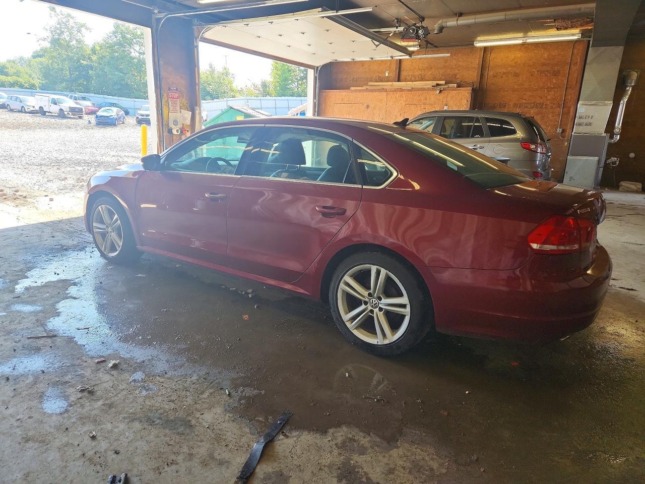 2015 Volkswagen Passat, SE