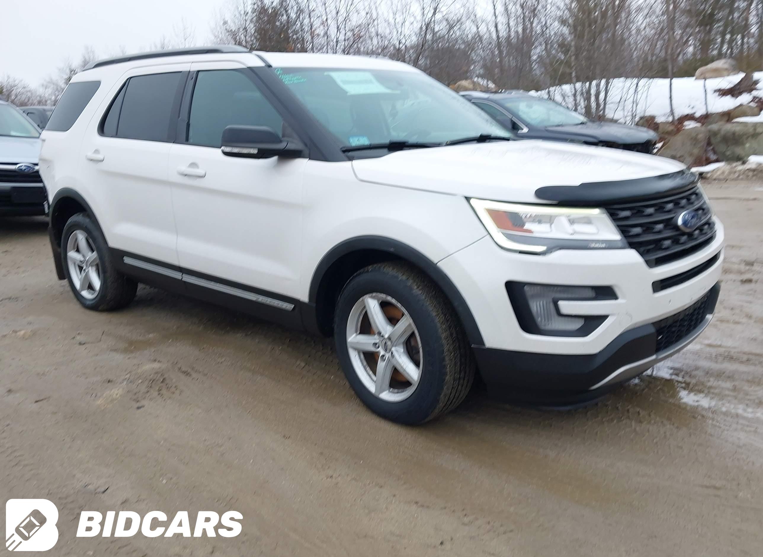 2017 Ford Explorer, Xlt