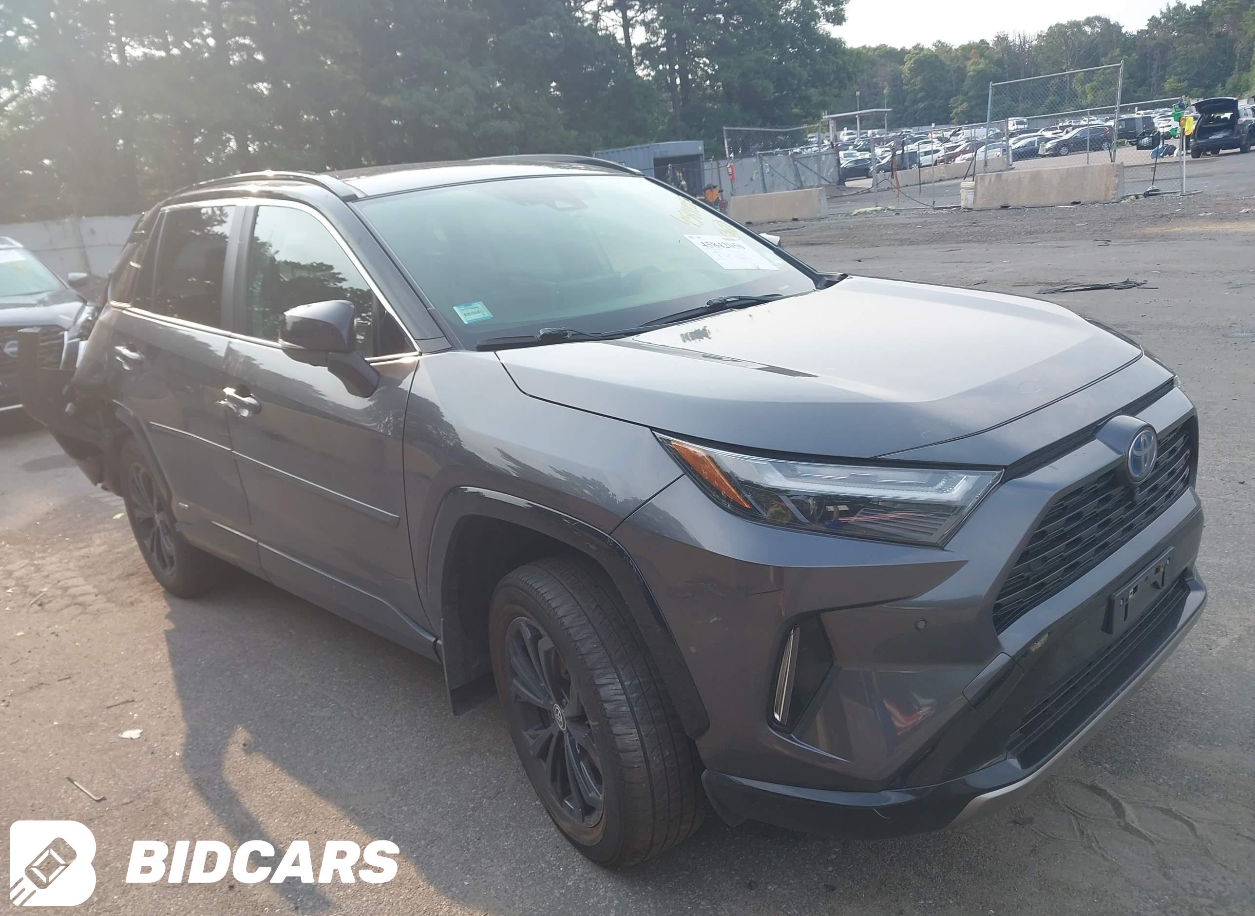 2022 Toyota RAV4, Hybrid Xse