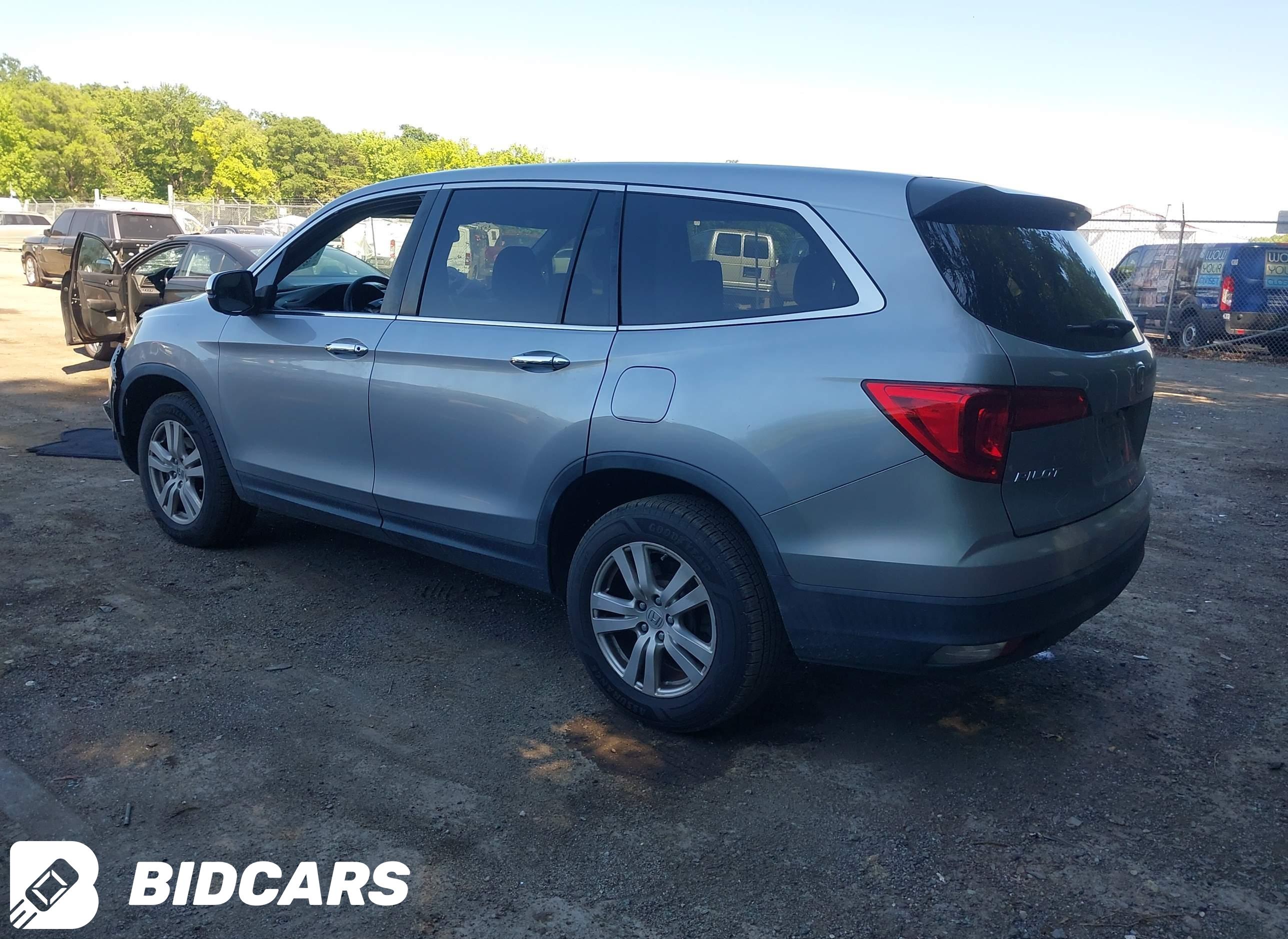 2018 Honda Pilot, LX