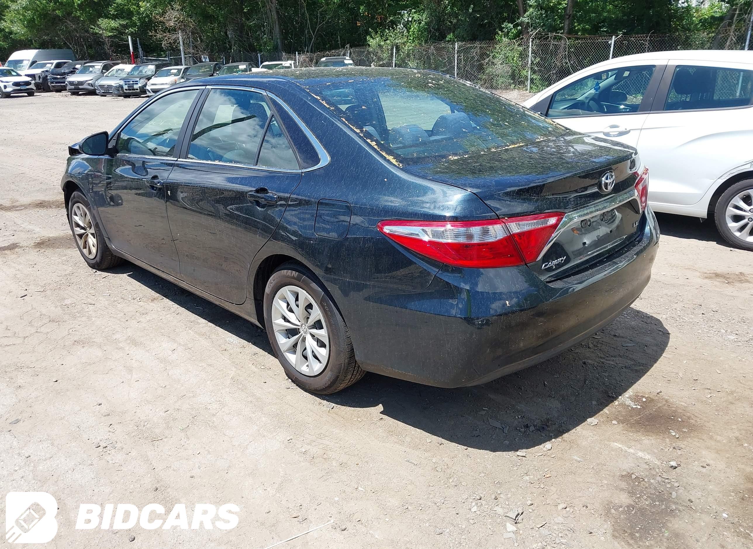 2015 Toyota Camry, LE