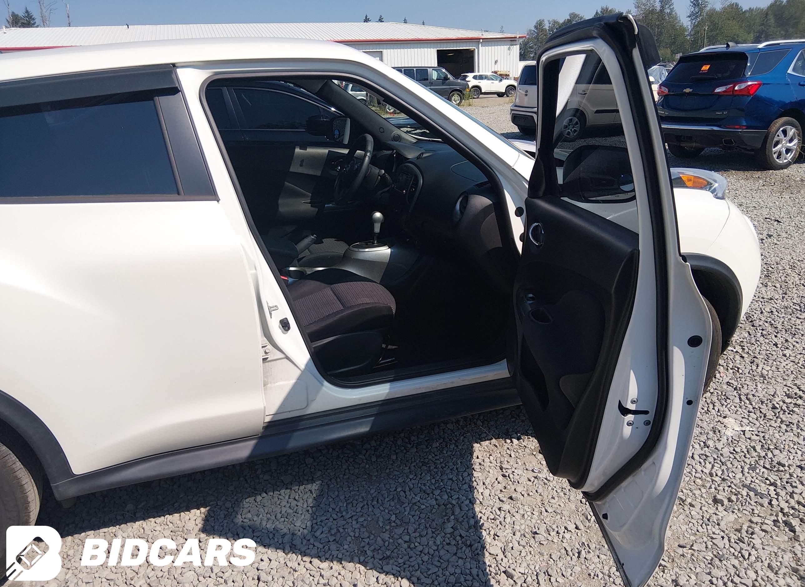 2015 Nissan Juke, S