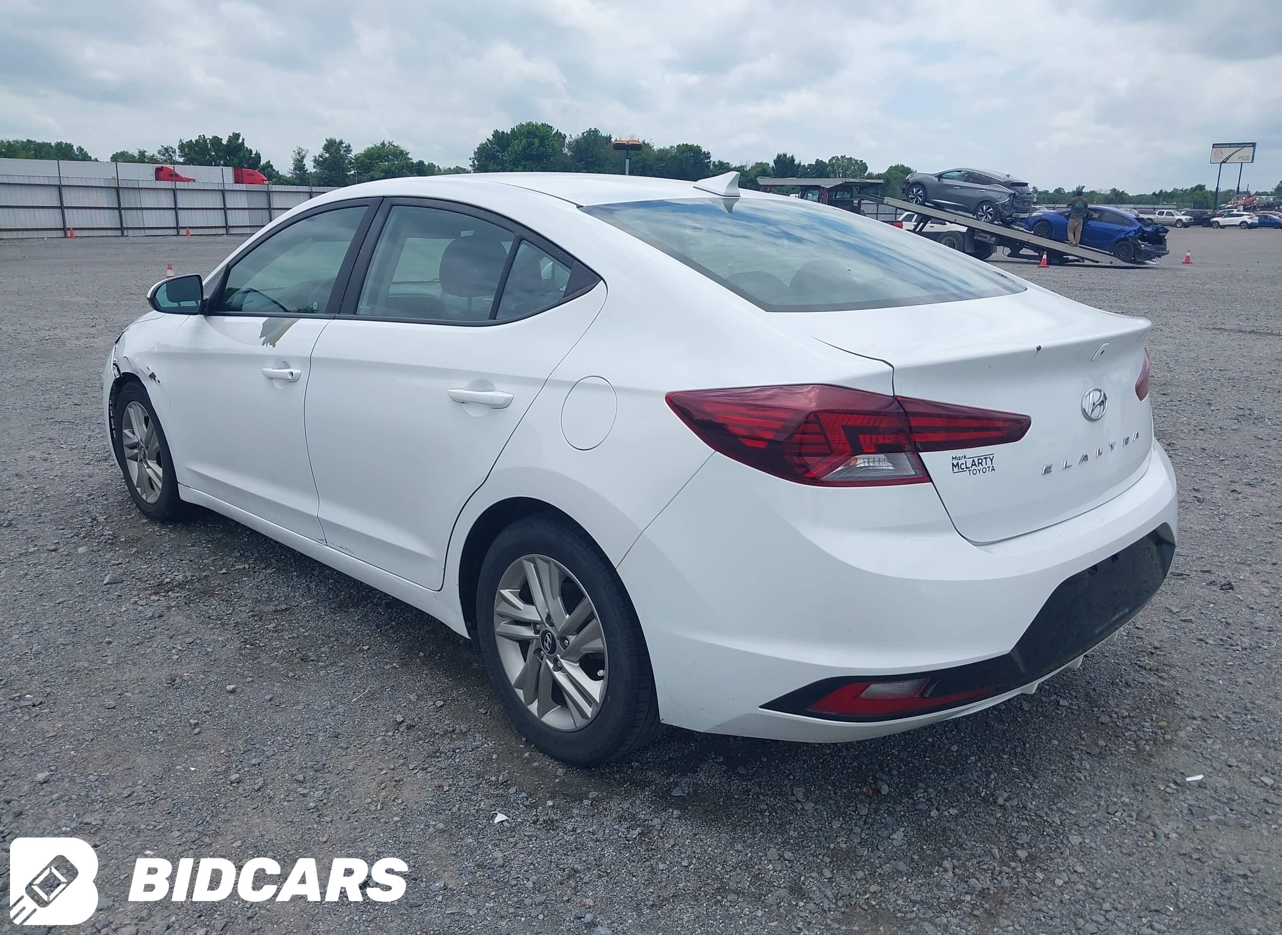 2019 Hyundai Elantra, Sel