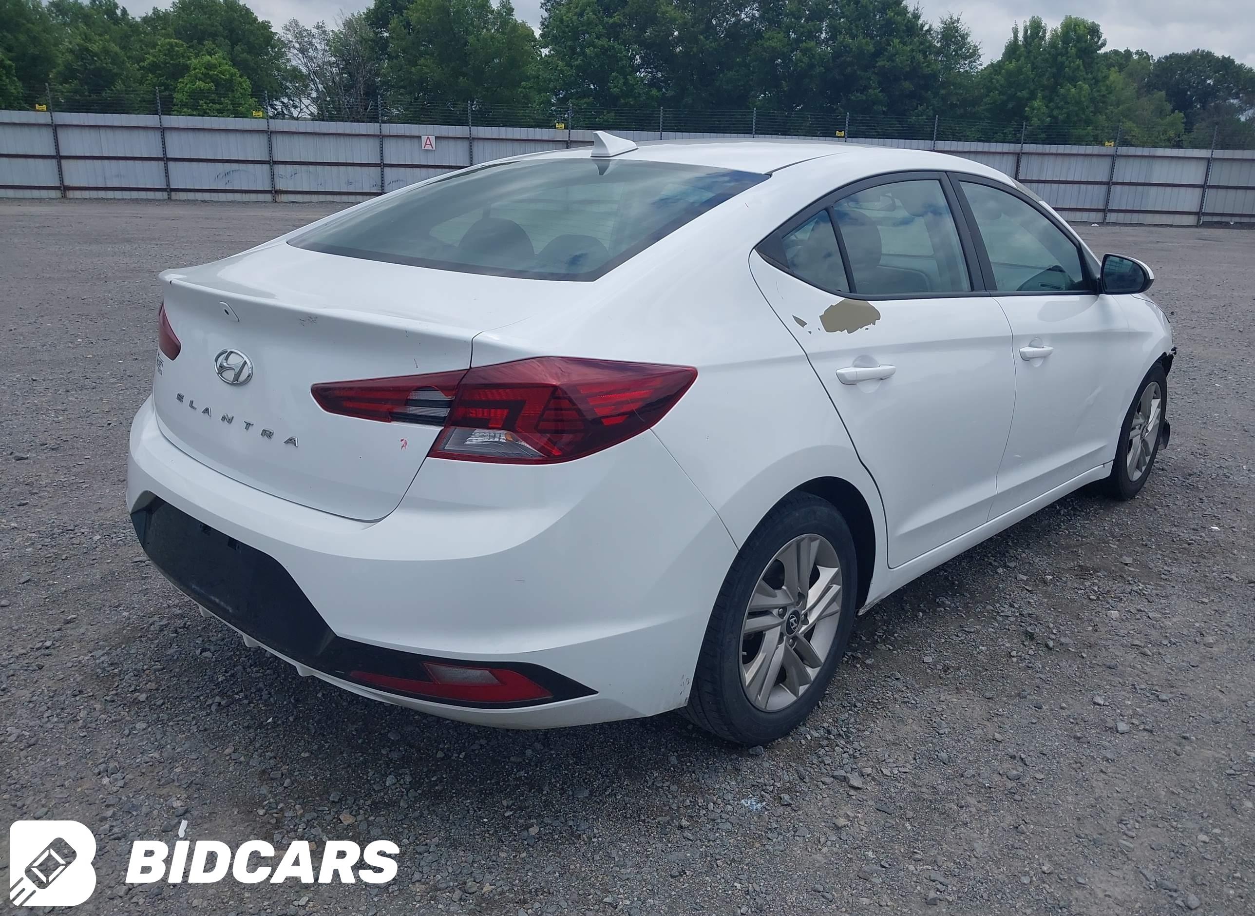 2019 Hyundai Elantra, Sel