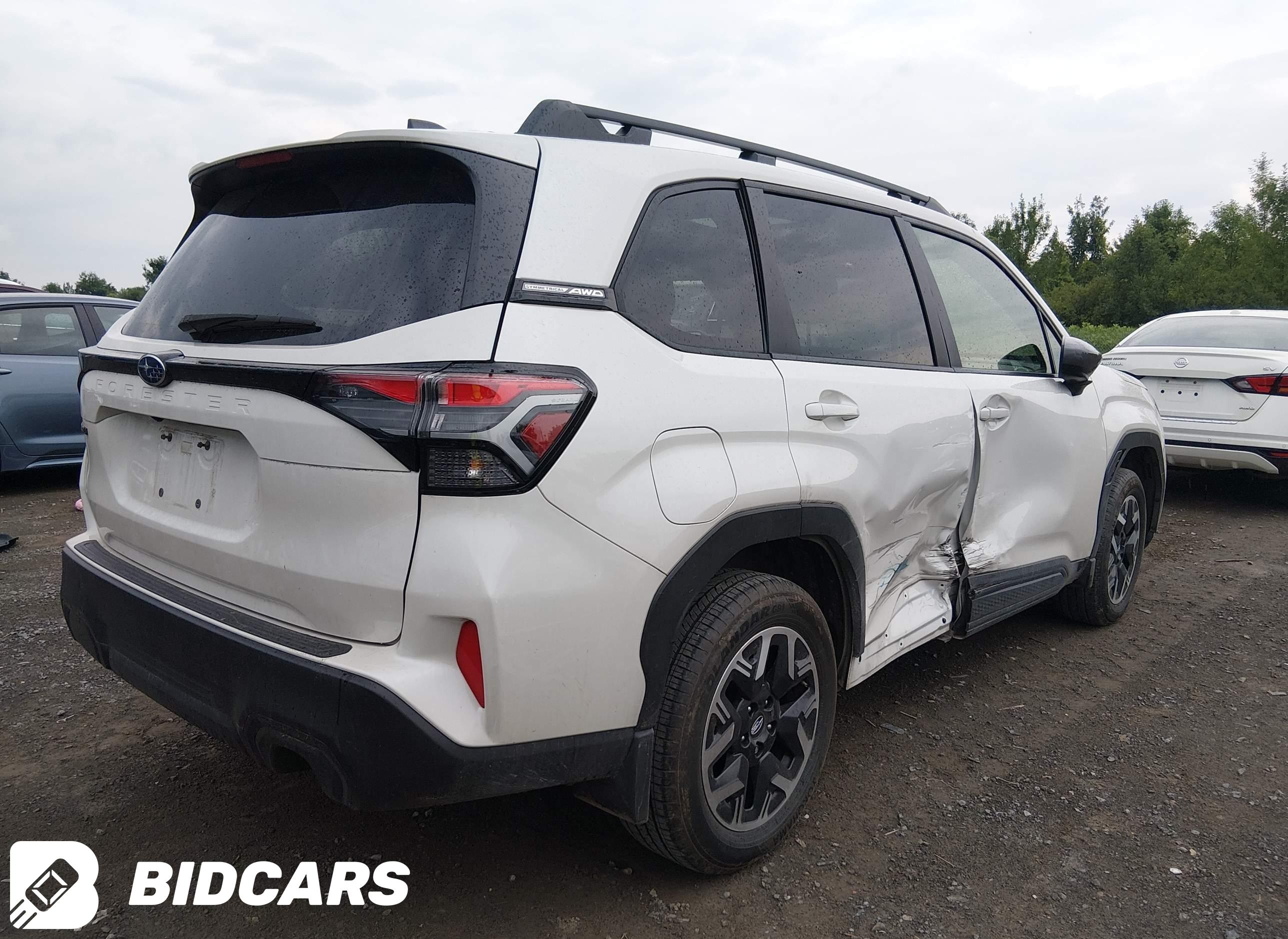 2025 Subaru Forester, Premium