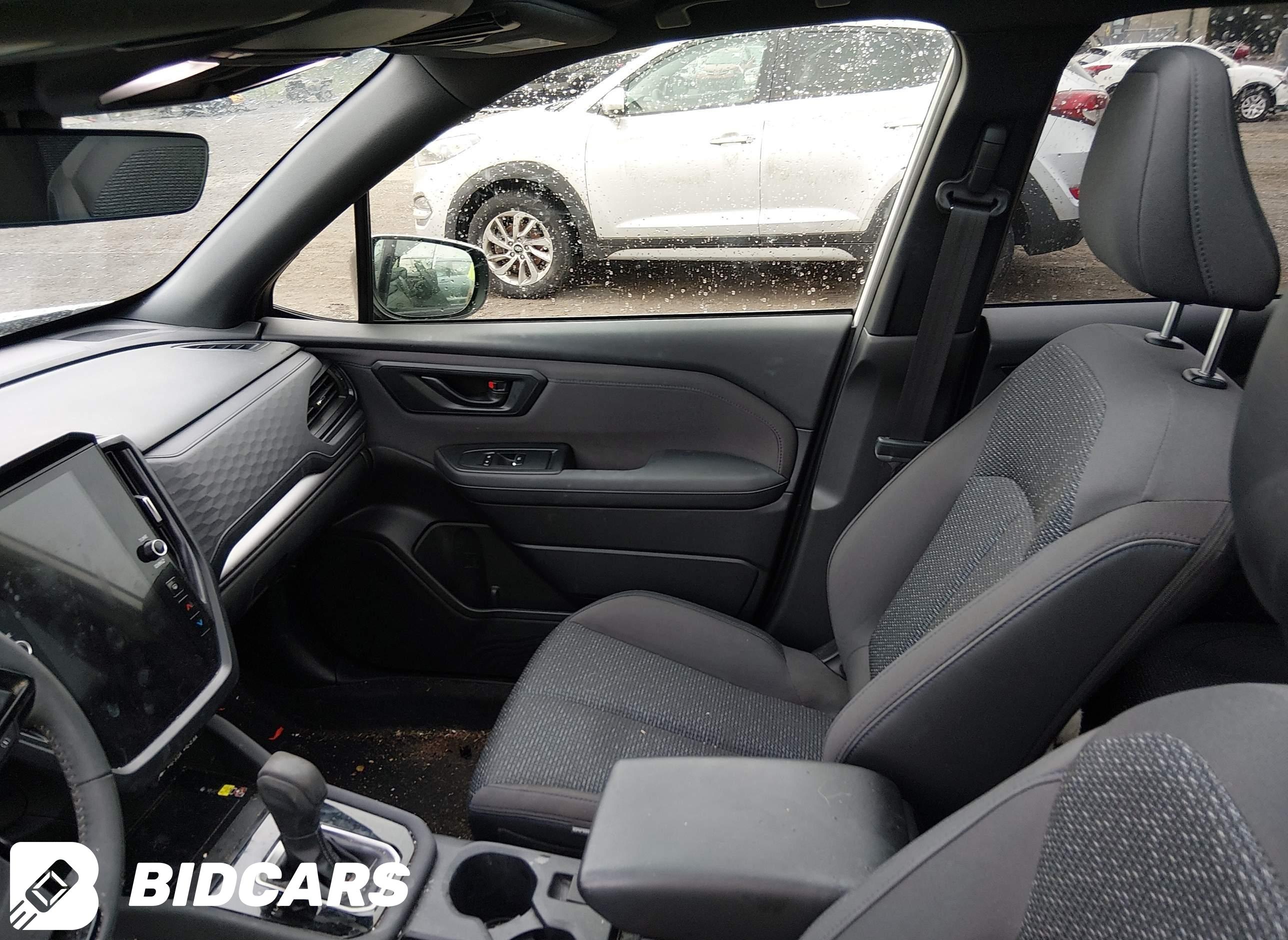 2025 Subaru Forester, Premium