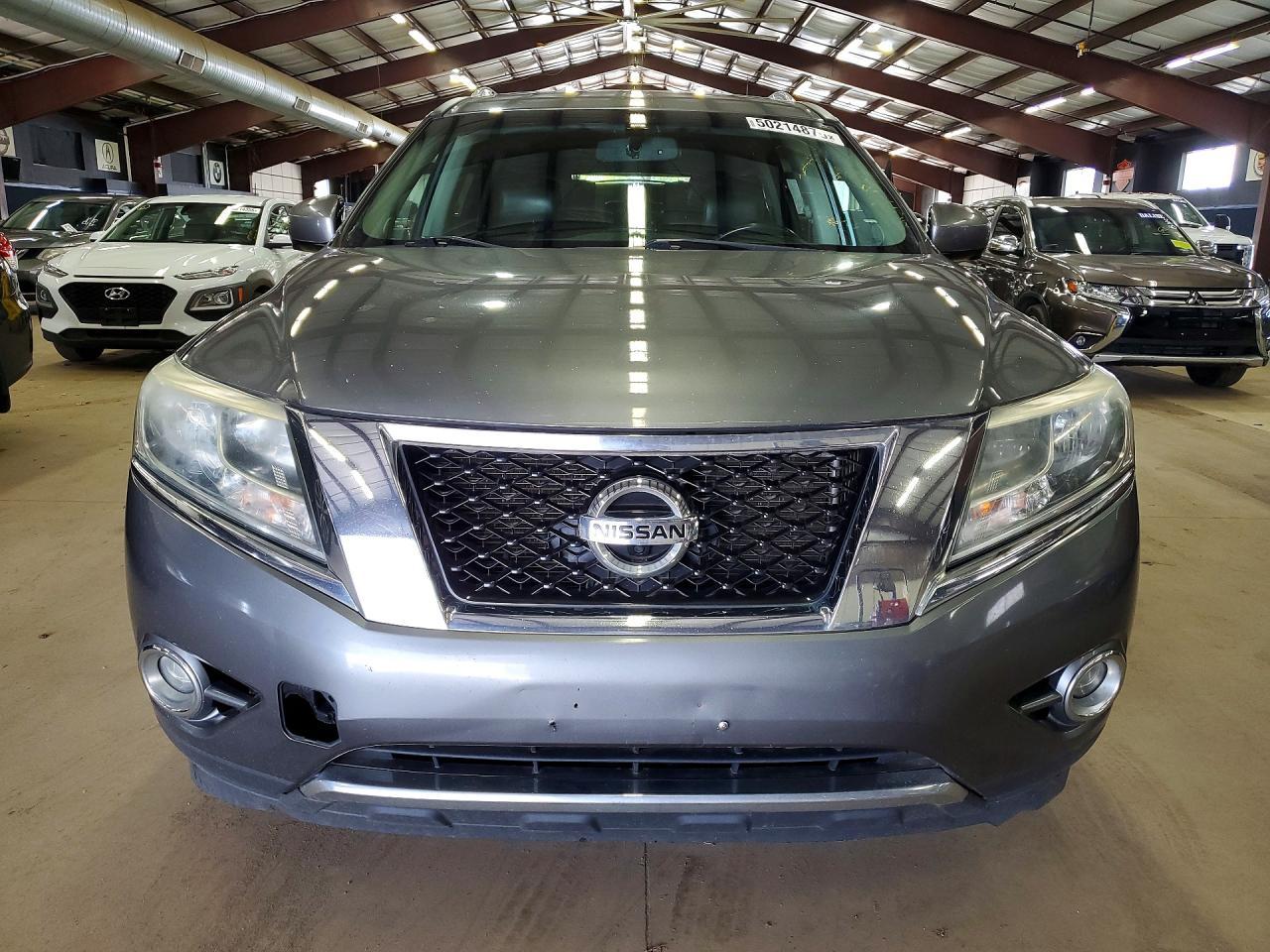 2016 Niss Pathfinder, Platinum