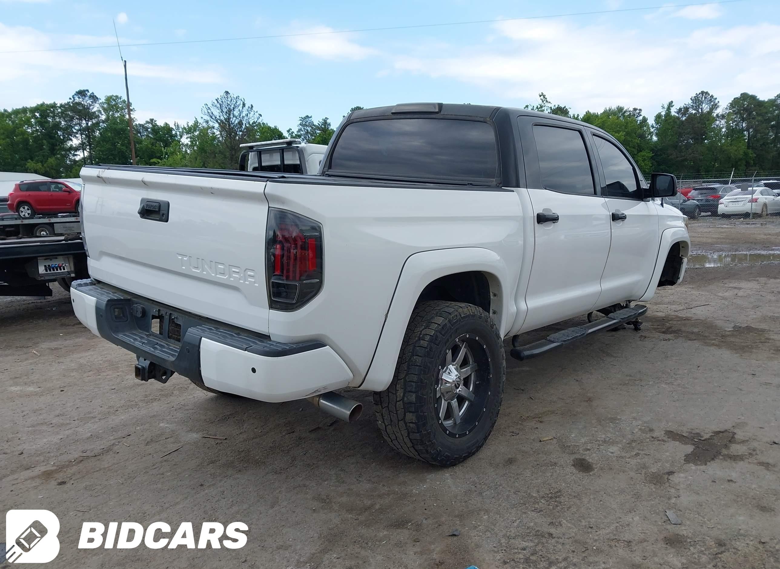 2015 Toyota Tundra, Platinum...