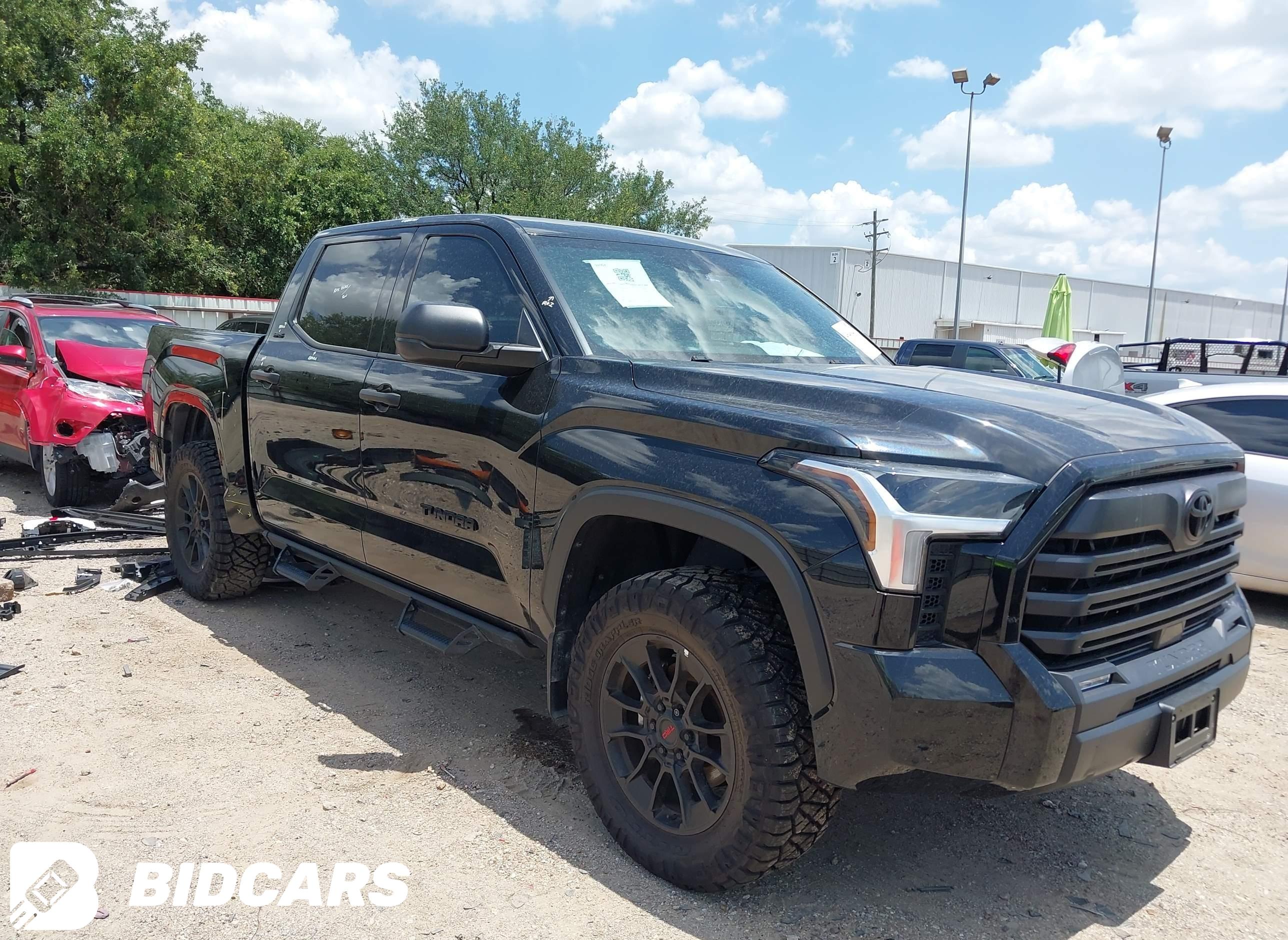 2025 Toyota Tundra, SR5