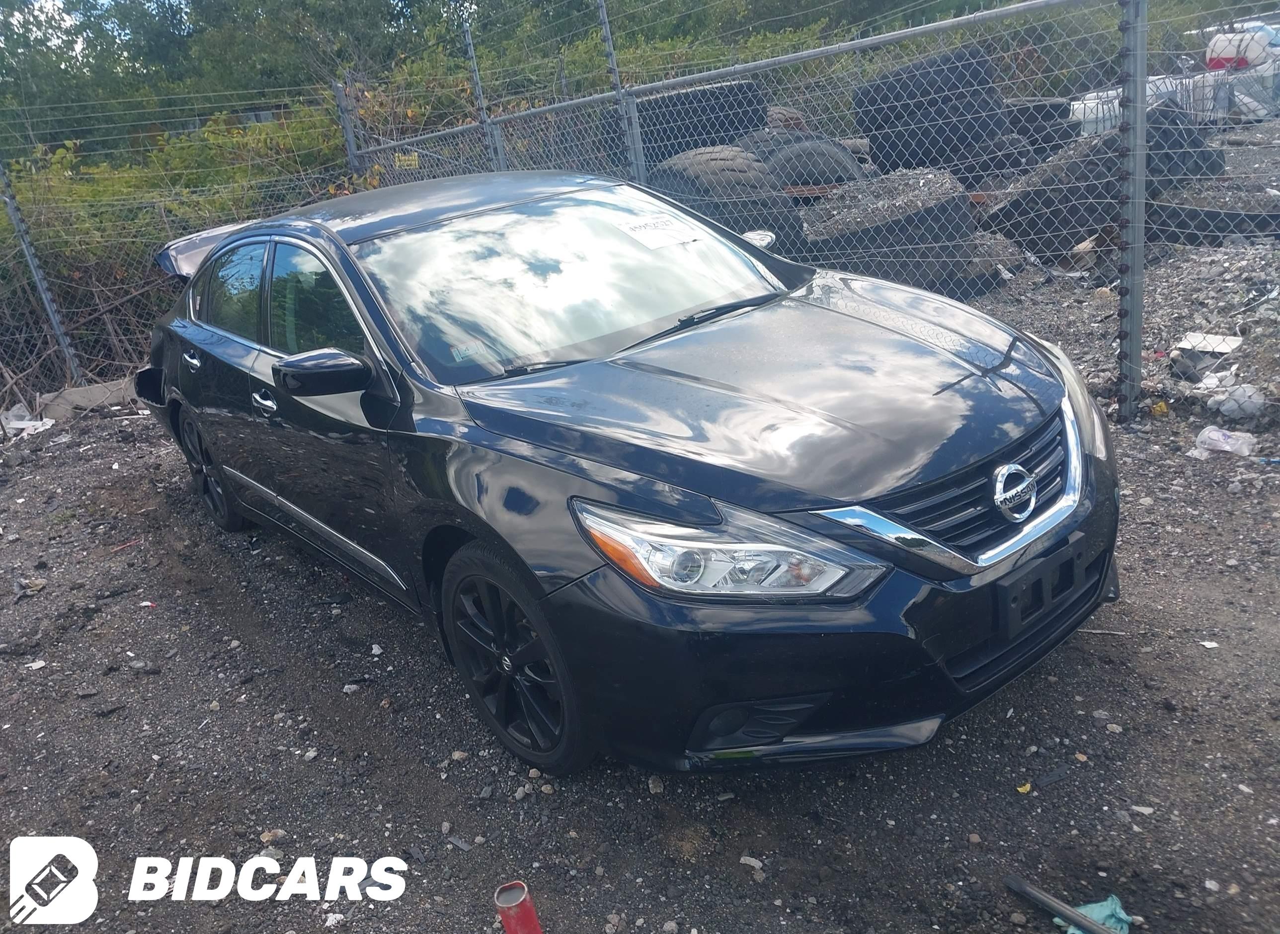 2016 Nissan Altima, 2.5 SR
