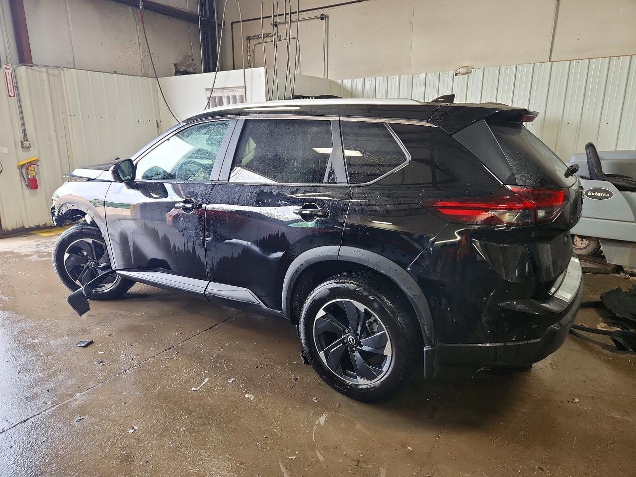 2025 Nissan Rogue, SV