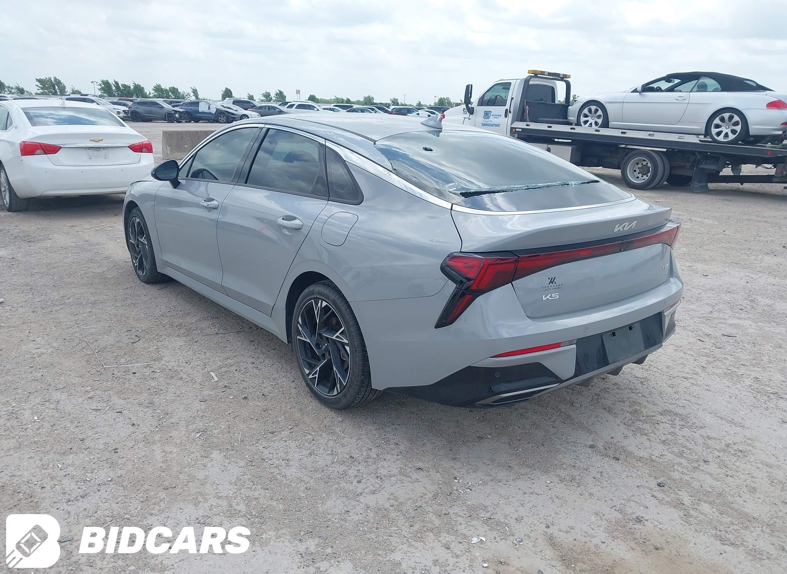 2025 KIA K5, Gt-Line