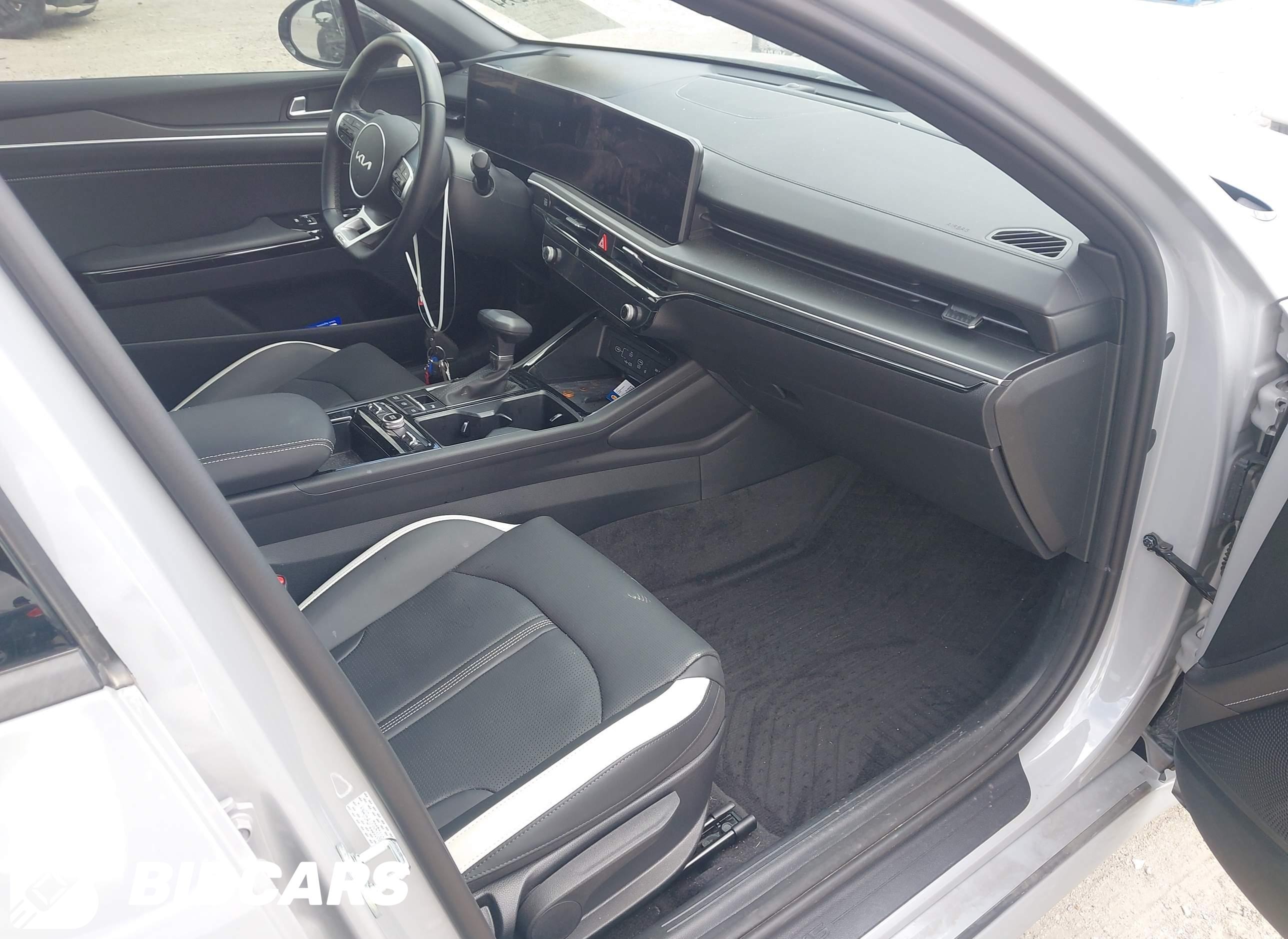2025 KIA K5, Gt-Line