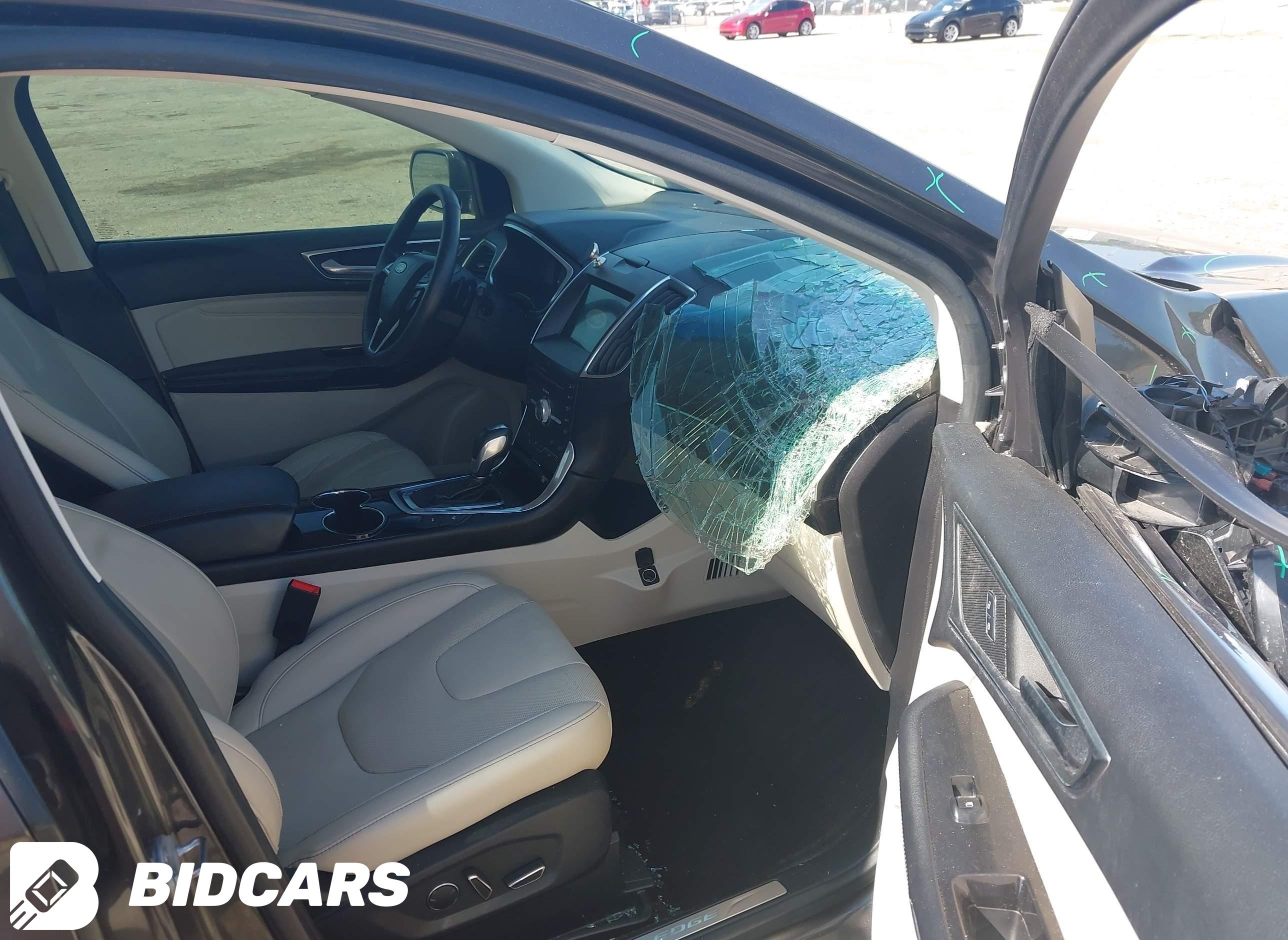 2018 Ford Edge, Titanium